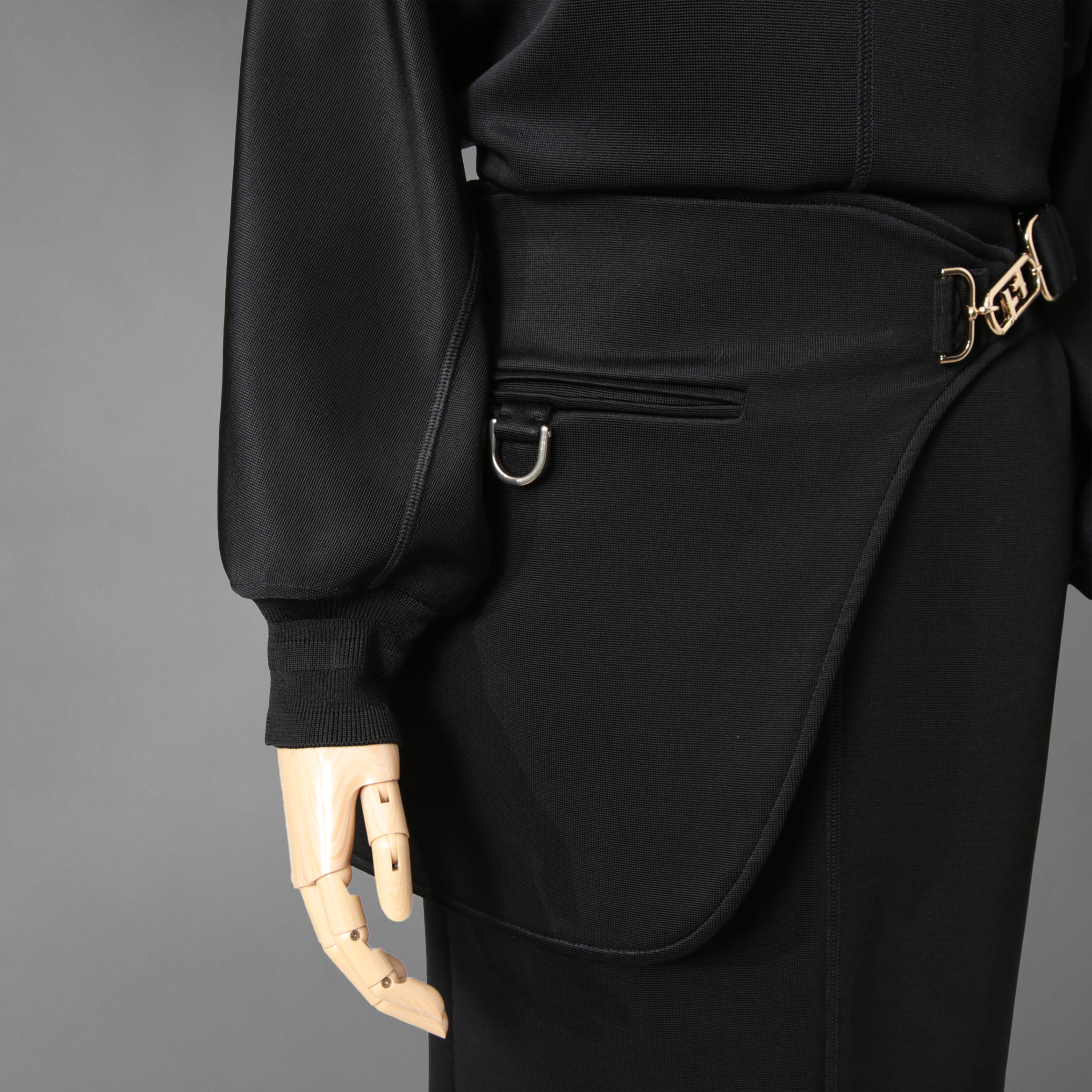FENDI フェンディ / 22AW ブラックジャージドレス Black Jersey O'Lock Belted Midi Dress / FDB877 / size 40 (BLACK) レディース