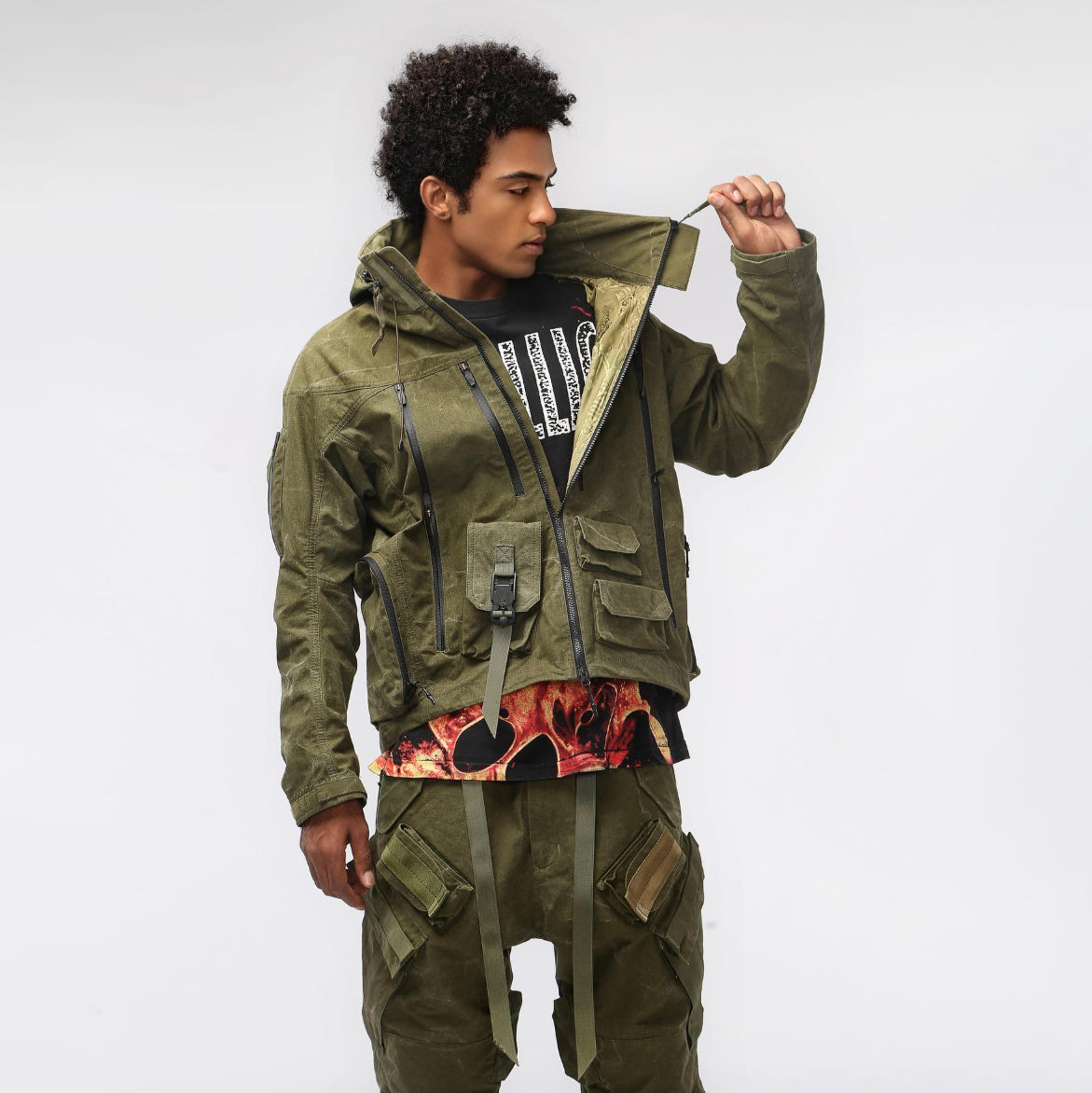 Se'Duceセデュース / 19AW 美品 New Vintage Collection 改 GEN2 Technical Military Jacket Crazy Pocket M-65 / ミリタリージャケット / size 2 (KHAKI)