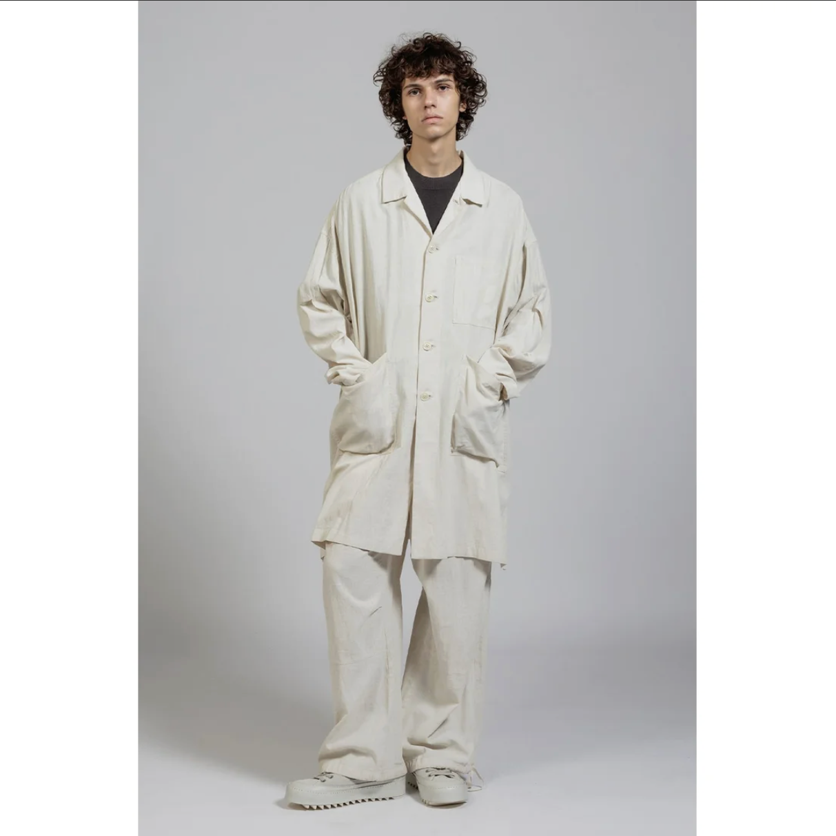 The Viridi-anne ザ ヴィリディアン / 美品 25SS ピグメントプリント ビエラ ショップ コート / VI-3845-06 / size 3 (IVORY)