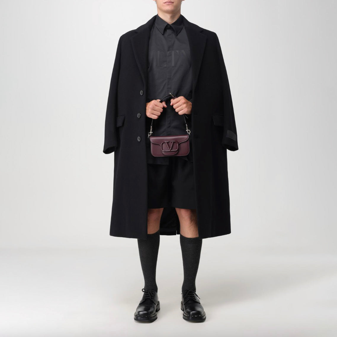 VALENTINO GARAVANI ヴァレンティノ ガラヴァーニ / 美品 23AW 袖ロゴ ウール ロング コート / 3V3CA4347TU / size 46 (BLACK) 352033-in-ue