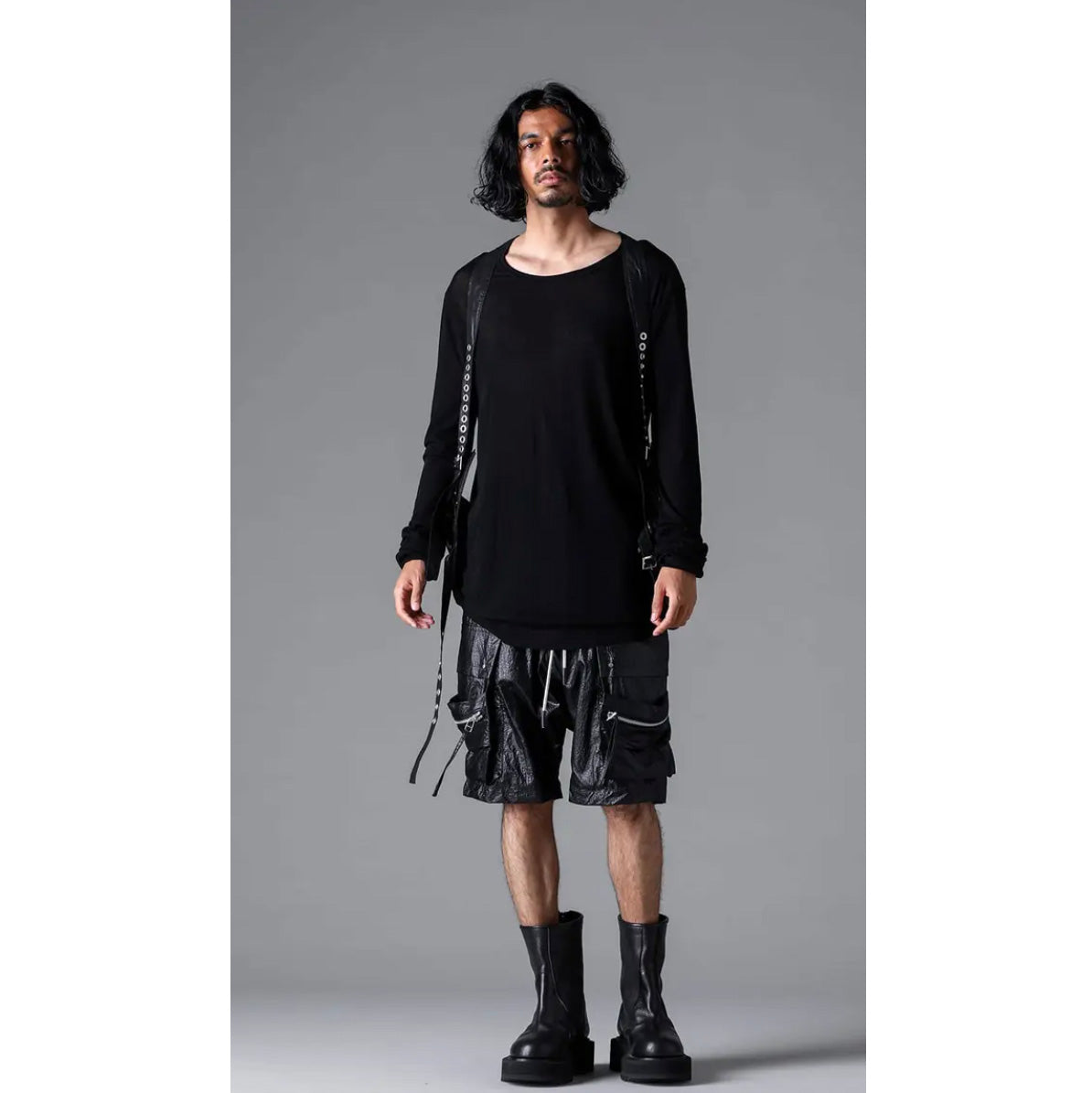 A.F ARTEFACT エーエフアーティファクト / 美品 25SS AIRY CRINKLE NYLON ZIP CARGO SHORTS エアリー クリンクル ナイロン ジップ カーゴ ショーツ パンツ / ag-13053-1 / size 2 (BLACK) 352047-uen