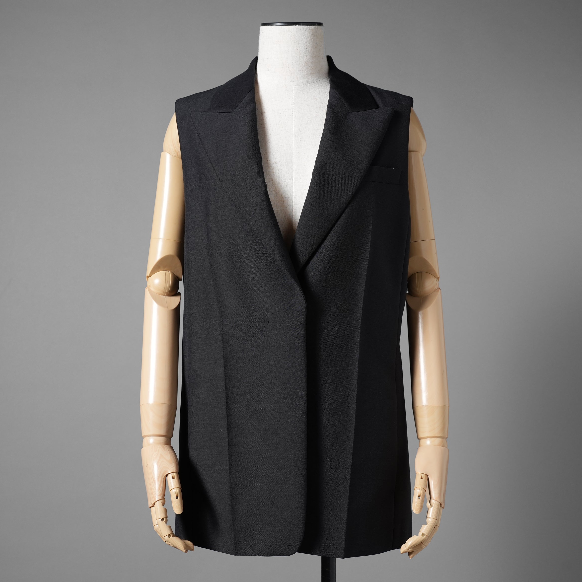 FENDI フェンディ / 24SS キッドモヘア ノースリーブ ジャケット / ベスト ブレザー / FT5990 S9A / size 40 (BLACK) レディース