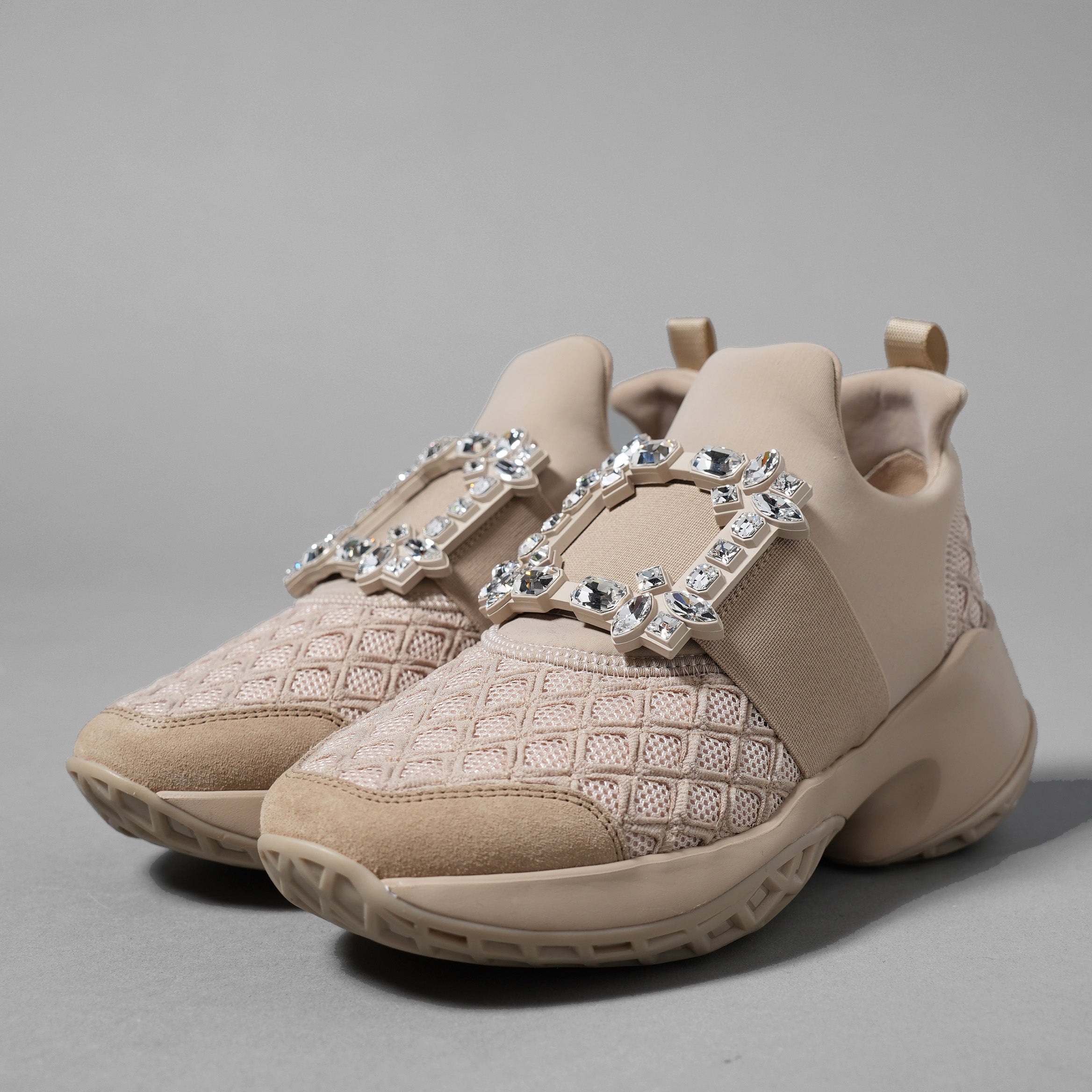 未使用 Roger Vivier ロジェヴィヴィエ / 2025年製 ヴィヴラン ストラスバックル スニーカー / size 35.5 (BEIGE) レディース