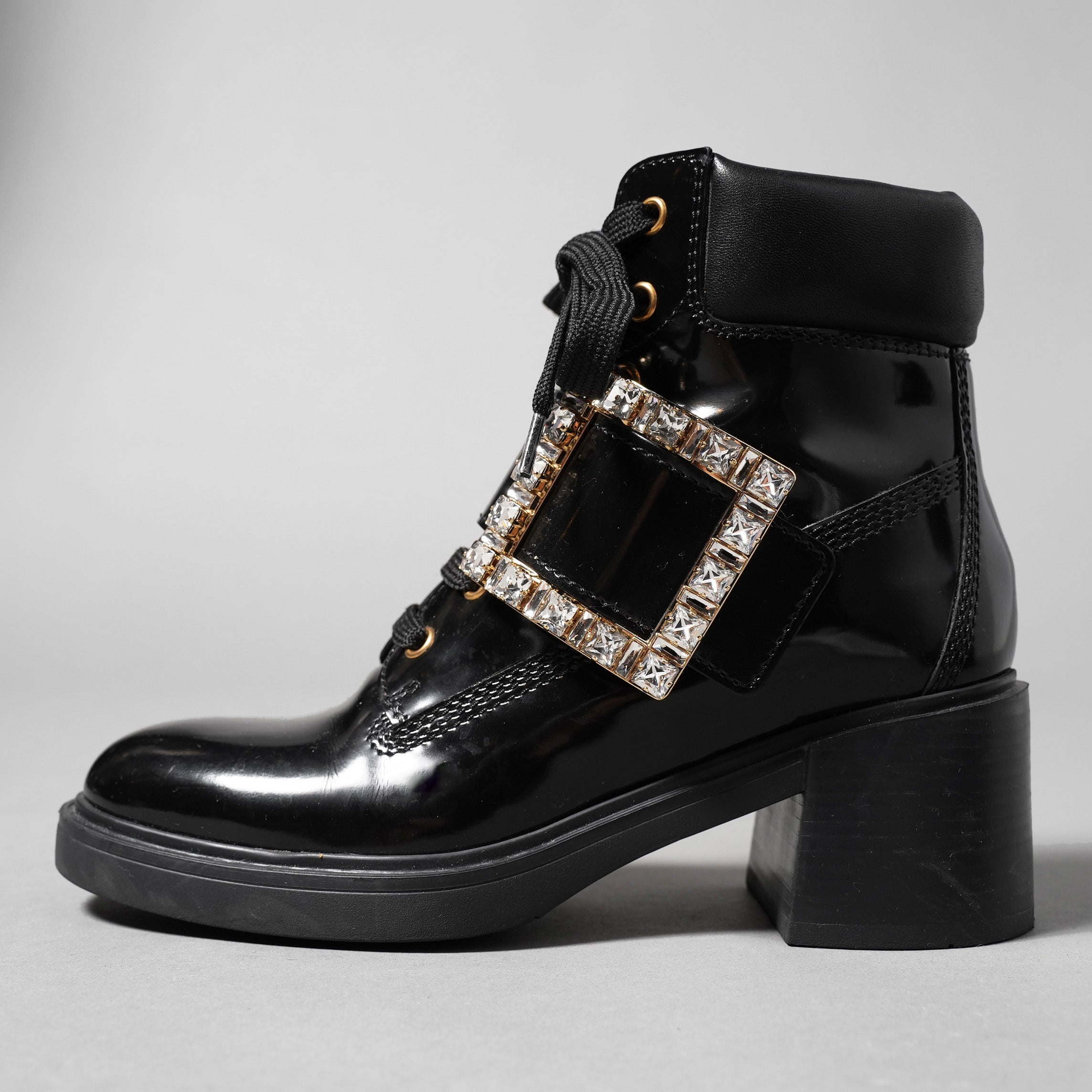 Roger Vivier ロジェ ヴィヴィエ / ヴィヴ レンジャーストラスバックル アンクルブーツ / レースアップブーツ / size 35.5 (23.5cm) BLACK