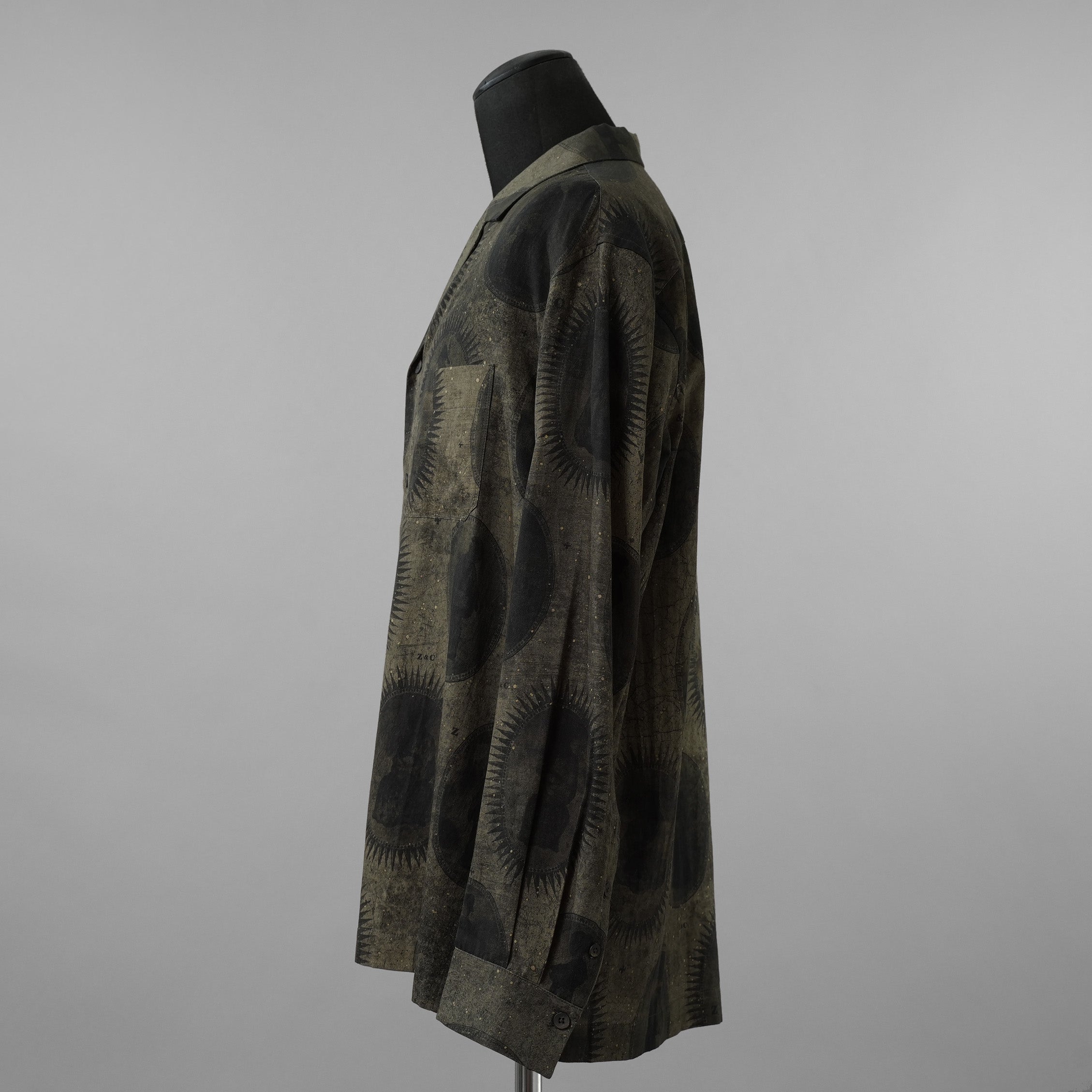 ZIGGY CHEN ジギーチェン / 美品 22SS Scholar Print Field Shirt スカラープリント フィールドシャツ 長袖シャツ / 0M210706 / size 46 (GREEN) 352012-in-ue