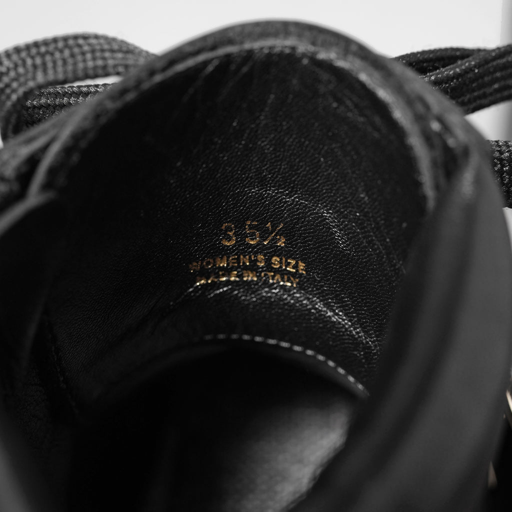 Roger Vivier ロジェ ヴィヴィエ / ヴィヴ レンジャーストラスバックル アンクルブーツ / レースアップブーツ / size 35.5 (22.5cm) BLACK