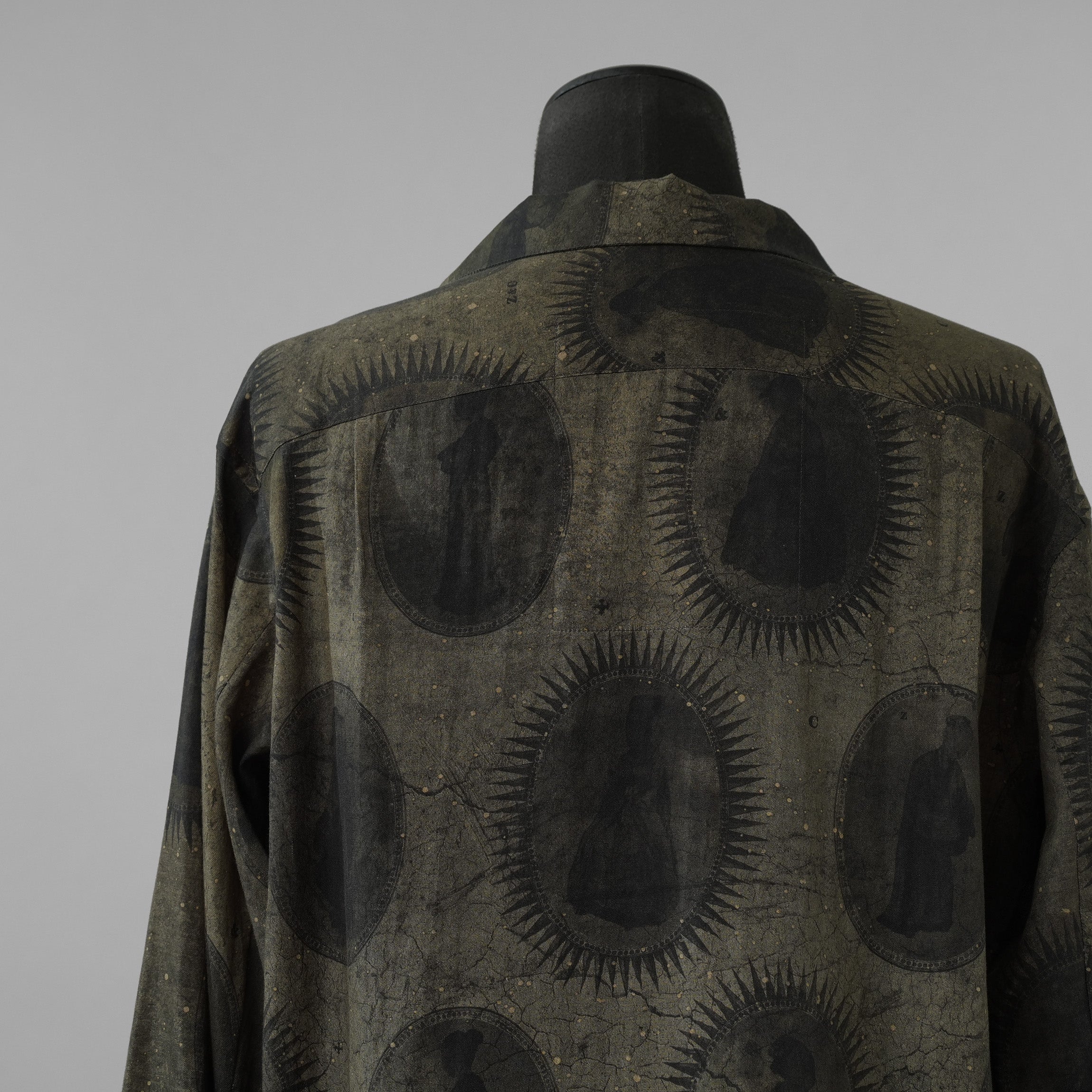 ZIGGY CHEN ジギーチェン / 美品 22SS Scholar Print Field Shirt スカラープリント フィールドシャツ 長袖シャツ / 0M210706 / size 46 (GREEN) 352012-in-ue