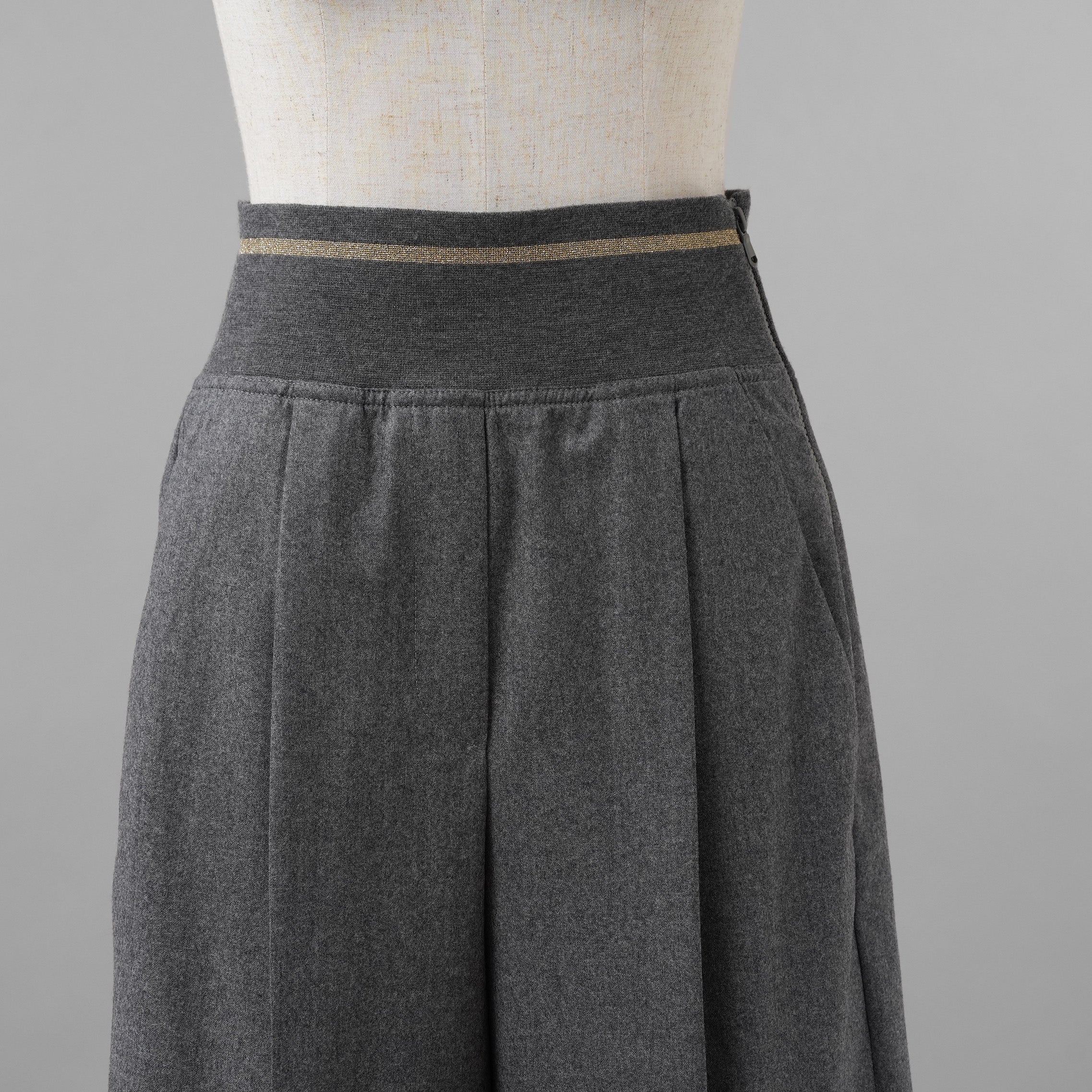 Brunello Cucinelli ブルネロ クチネリ / 美品 20AW ウール ジップアップ アウトタック ワイドレッグ クロップドパンツ / size 40 (GRAY) レディース 35008-izm
