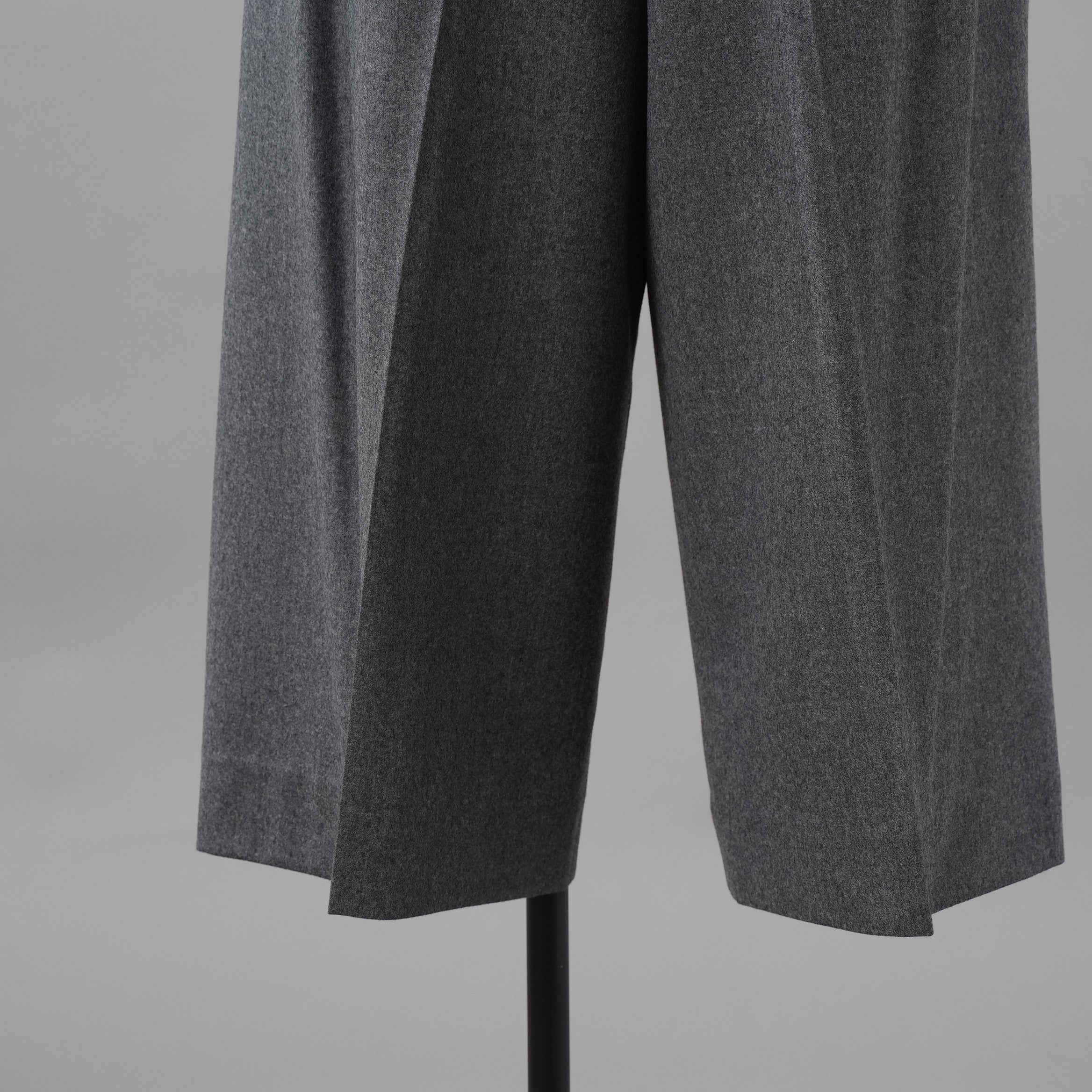 Brunello Cucinelli ブルネロ クチネリ / 美品 20AW ウール ジップアップ アウトタック ワイドレッグ クロップドパンツ / size 40 (GRAY) レディース 35008-izm