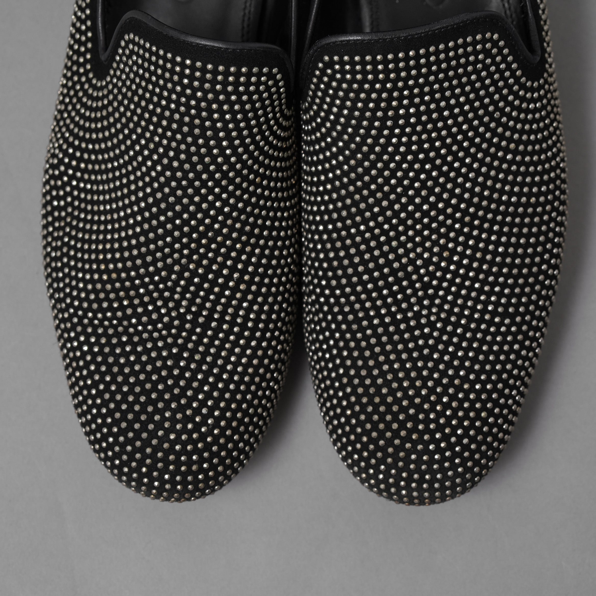 JIMMY CHOO ジミー チュウ / スタッズ付き オペラシューズ スリッポン シューズ / size 40 (25cm) BLACK 352010-ymu