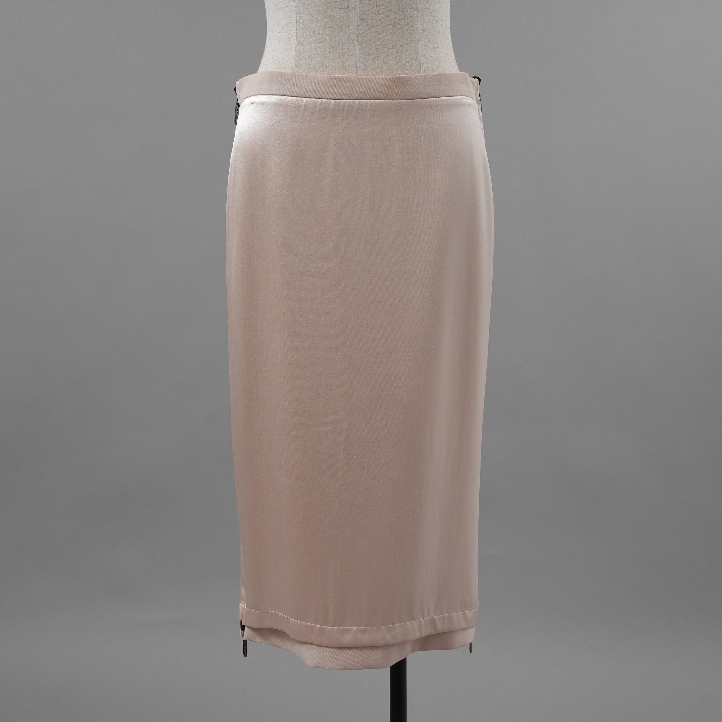FENDI フェンディ / 23SS フェンディ O'Lock オーロック サテン ペンシル スカート / FQ7451 ANQ4 / size 40 (PINK) レディース 352016-izm