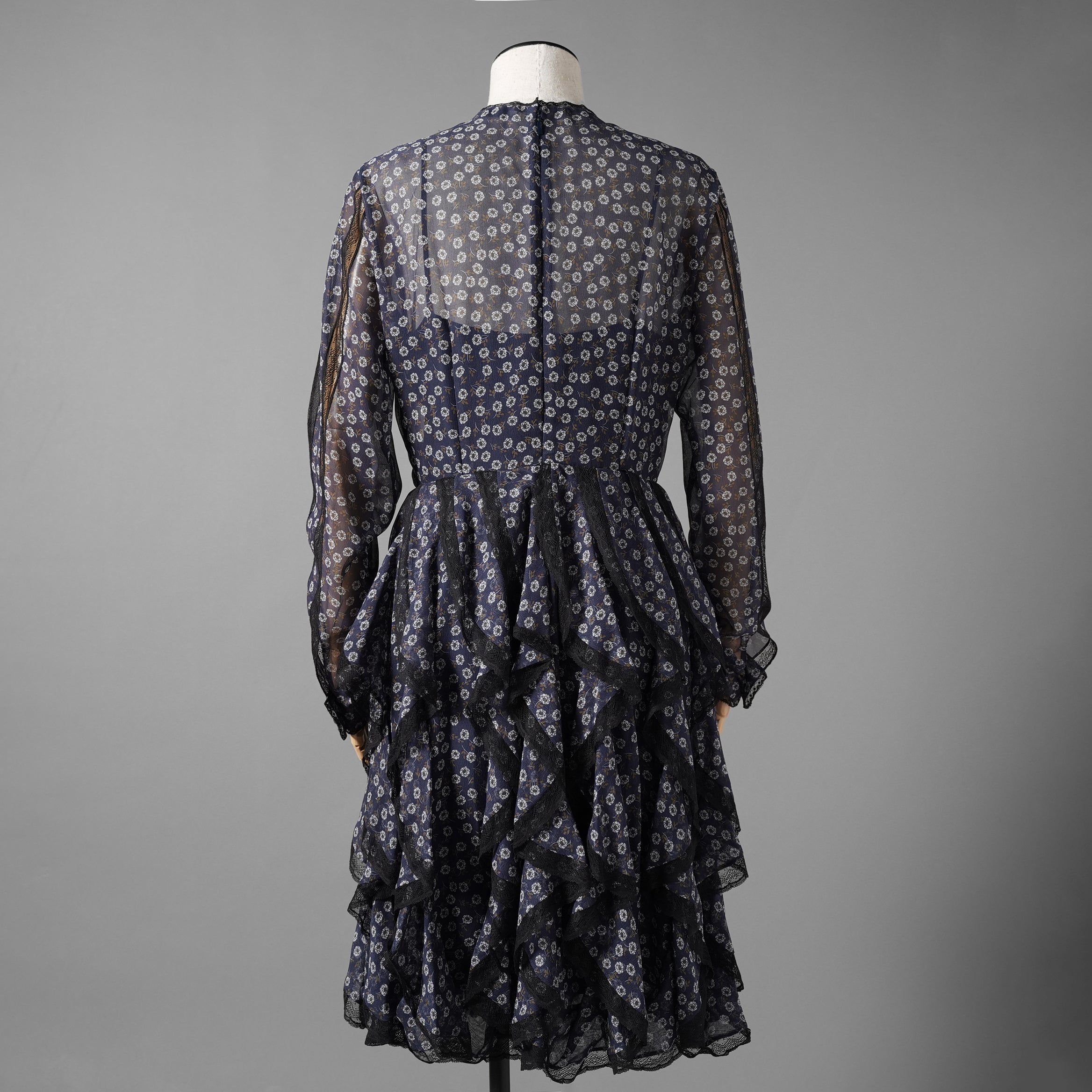 FENDI フェンディ / 19AW 美品 シルクレース インセット 花柄 ワンピース / フリル 長袖ドレス / FDA548 A8E6 / size 40 (NAVY) レディース