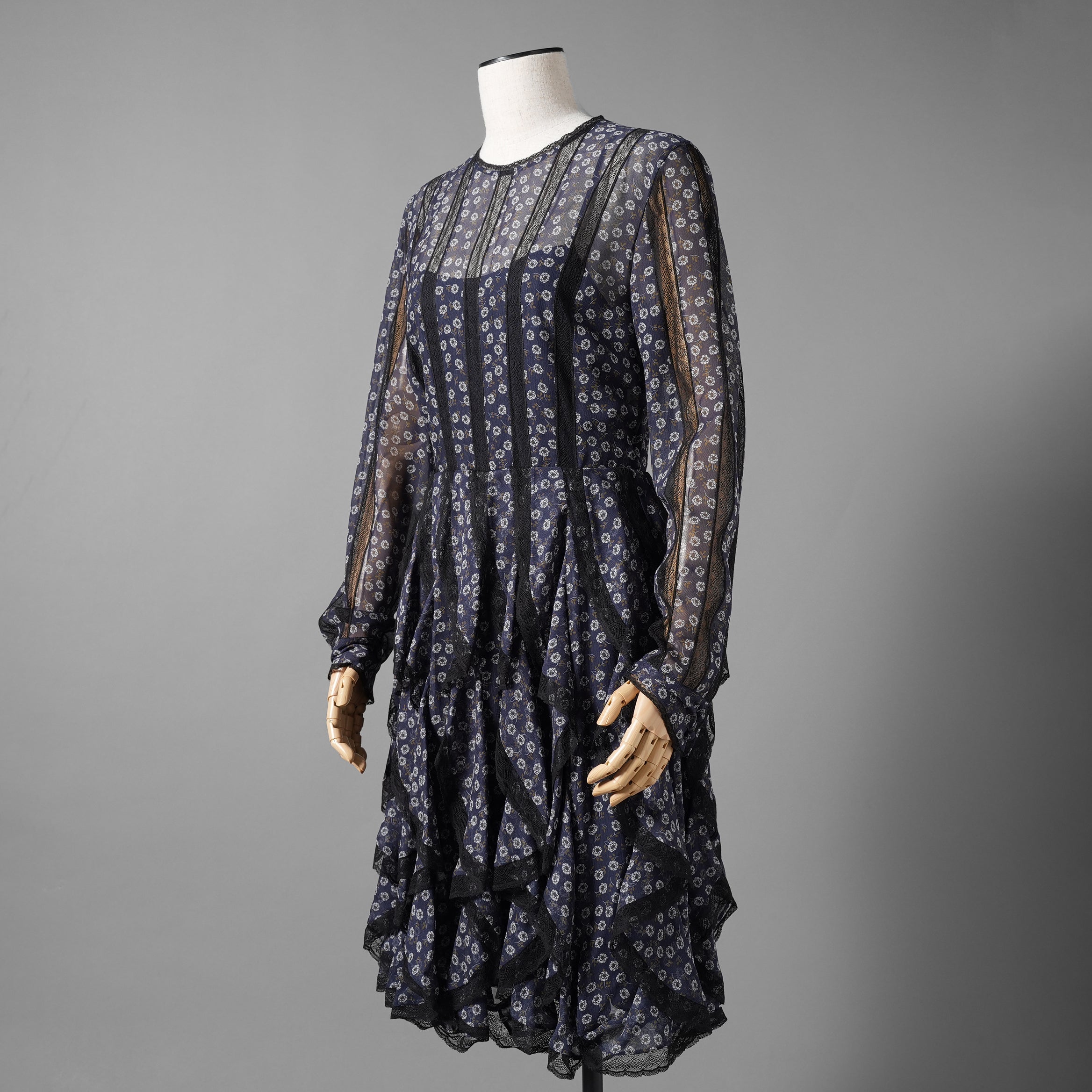 FENDI フェンディ / 19AW 美品 シルクレース インセット 花柄 ワンピース / フリル 長袖ドレス / FDA548 A8E6 / size 40 (NAVY) レディース