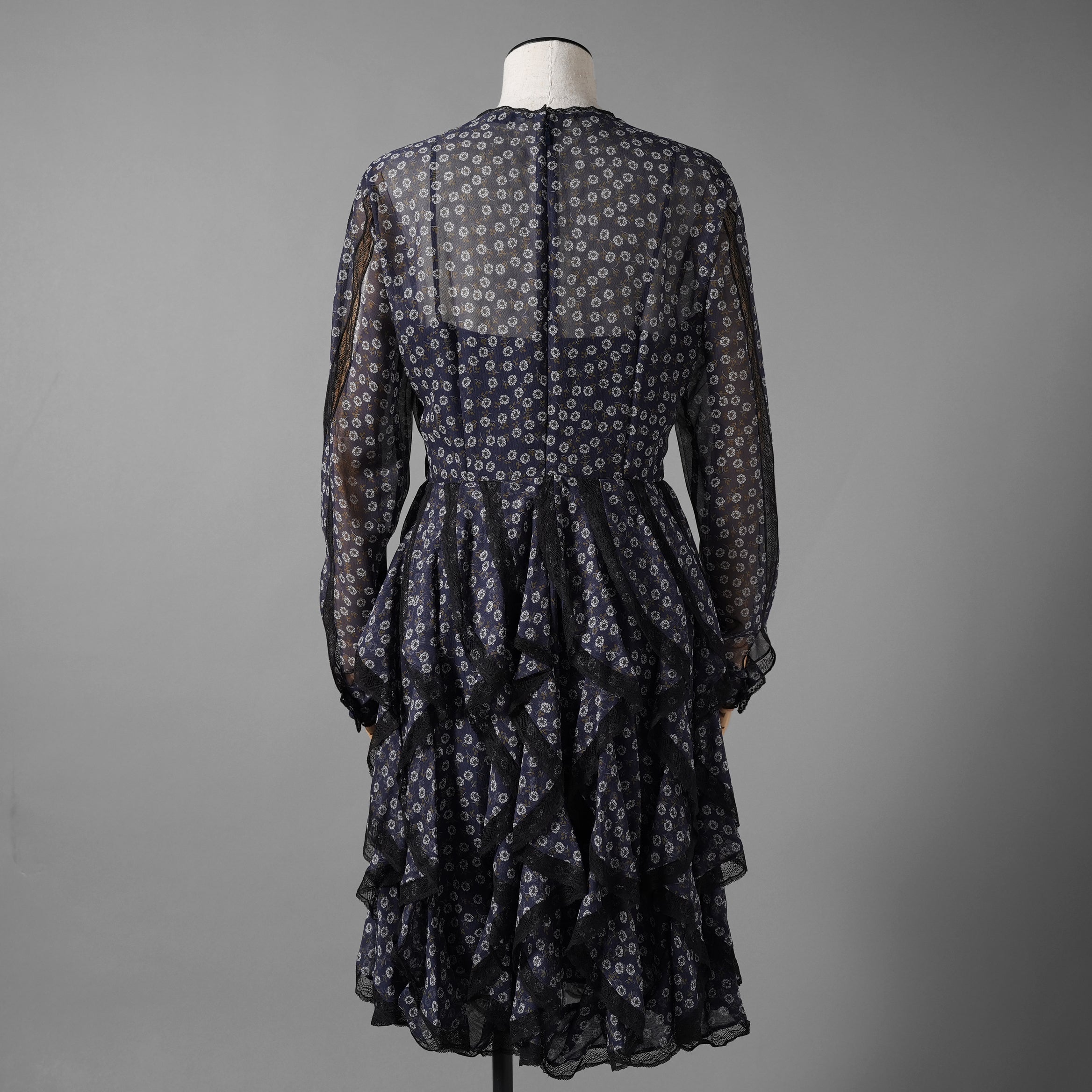 FENDI フェンディ / 19AW 美品 シルクレース インセット 花柄 ワンピース / フリル 長袖ドレス / FDA548 A8E6 / size 40 (NAVY) レディース