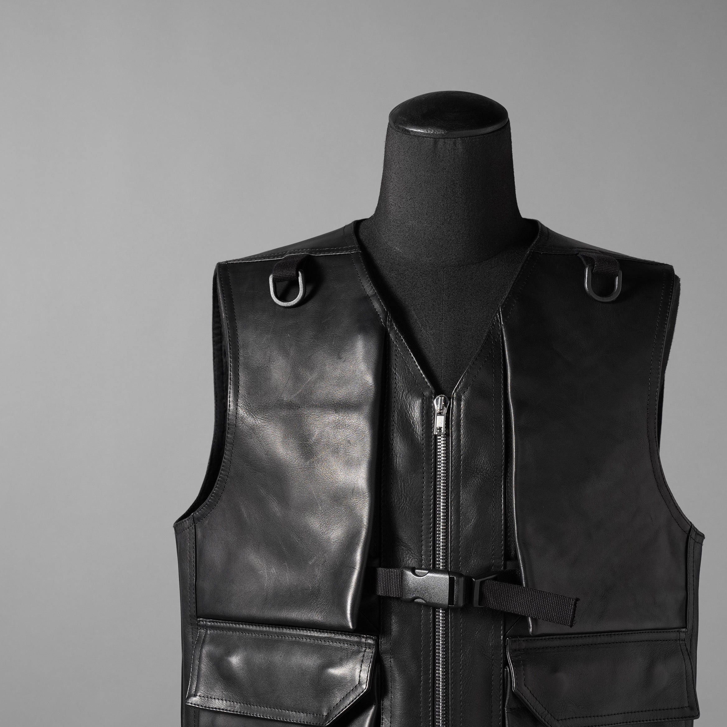 RICK OWENS リックオウエンス / 24AW 美品 Porterville Utility Leather Vest カーフレザー ベスト/ RR02D6911 LOO / size 46 (BLACK)