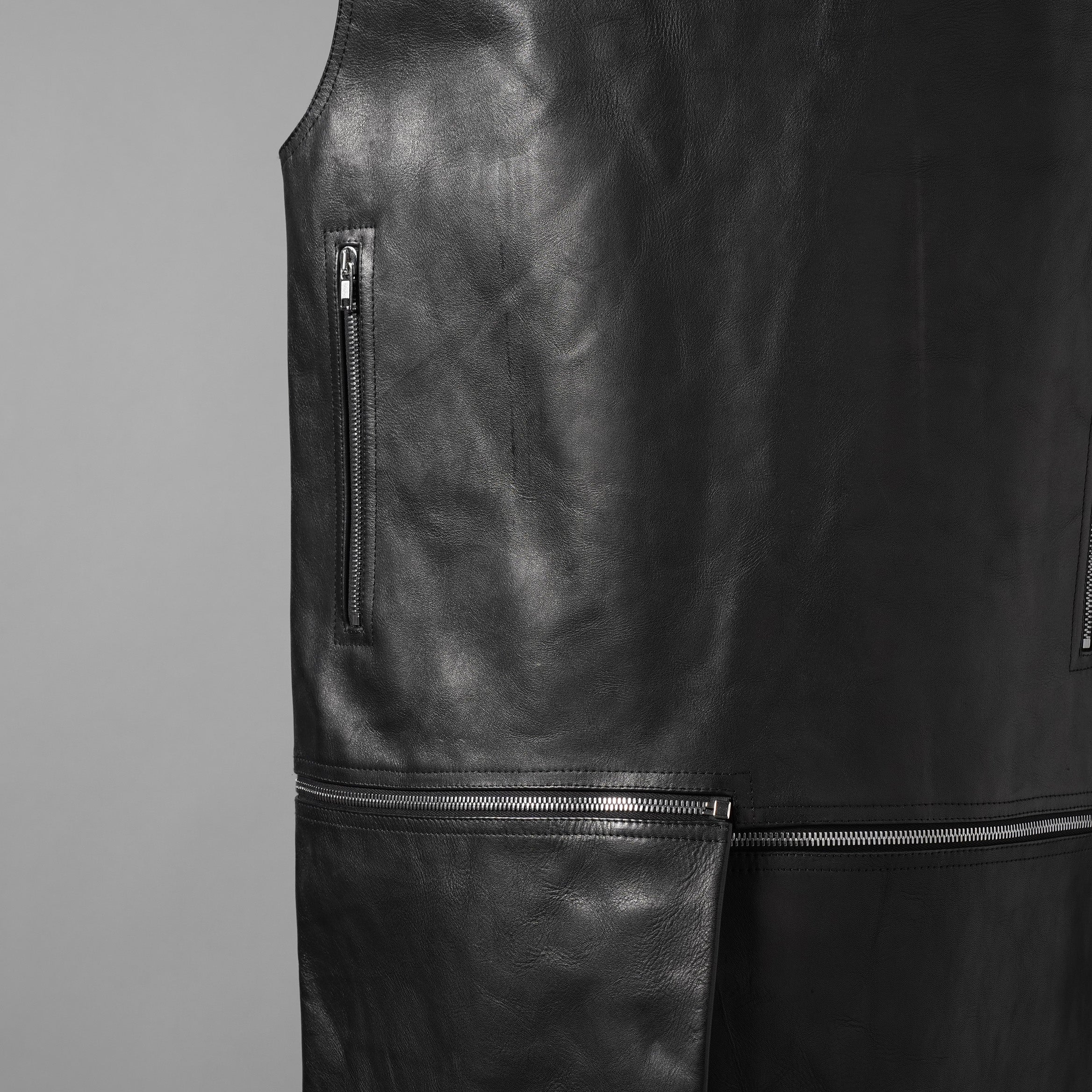 RICK OWENS リックオウエンス / 24AW 美品 Porterville Utility Leather Vest カーフレザー ベスト/ RR02D6911 LOO / size 46 (BLACK)