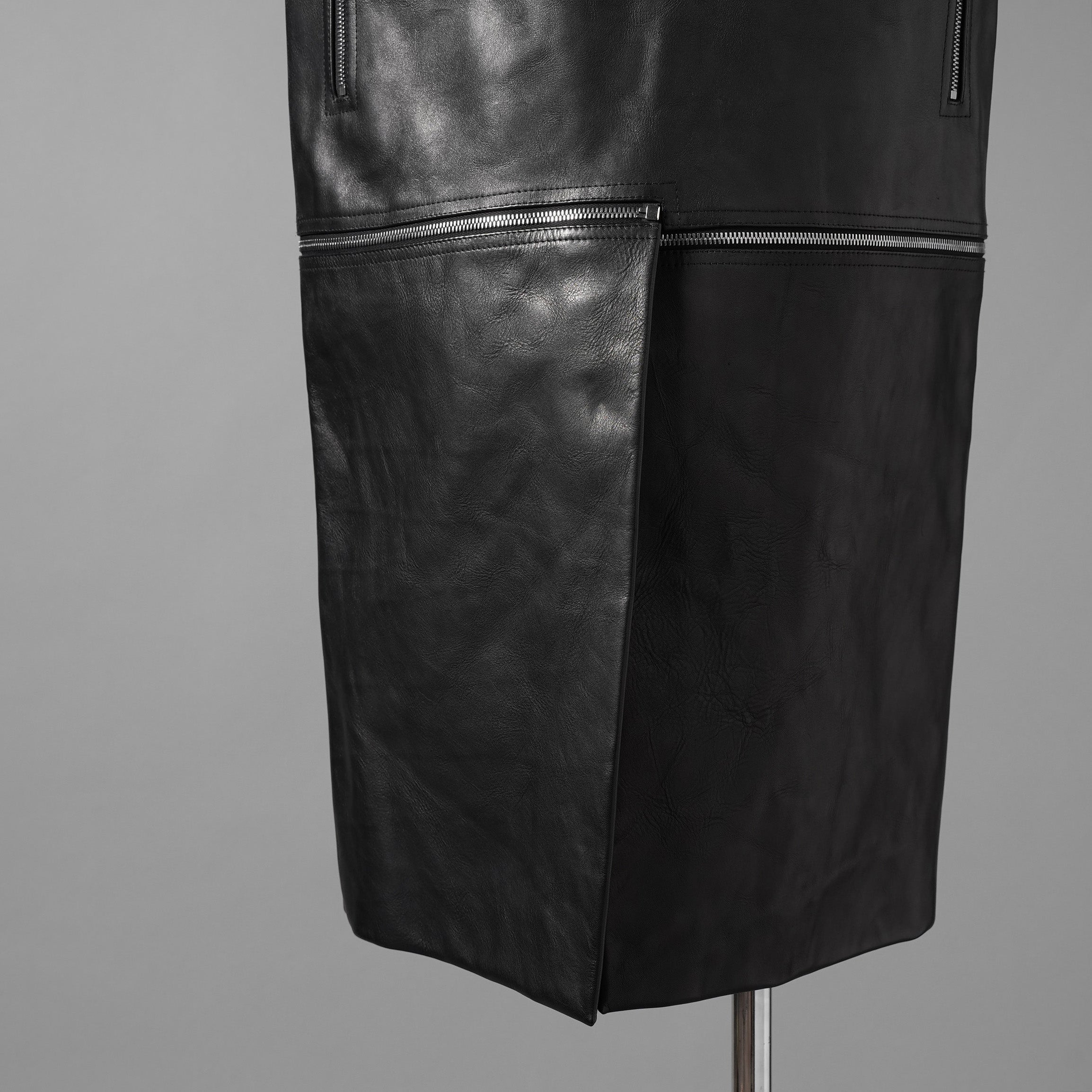 RICK OWENS リックオウエンス / 24AW 美品 Porterville Utility Leather Vest カーフレザー ベスト/ RR02D6911 LOO / size 46 (BLACK)