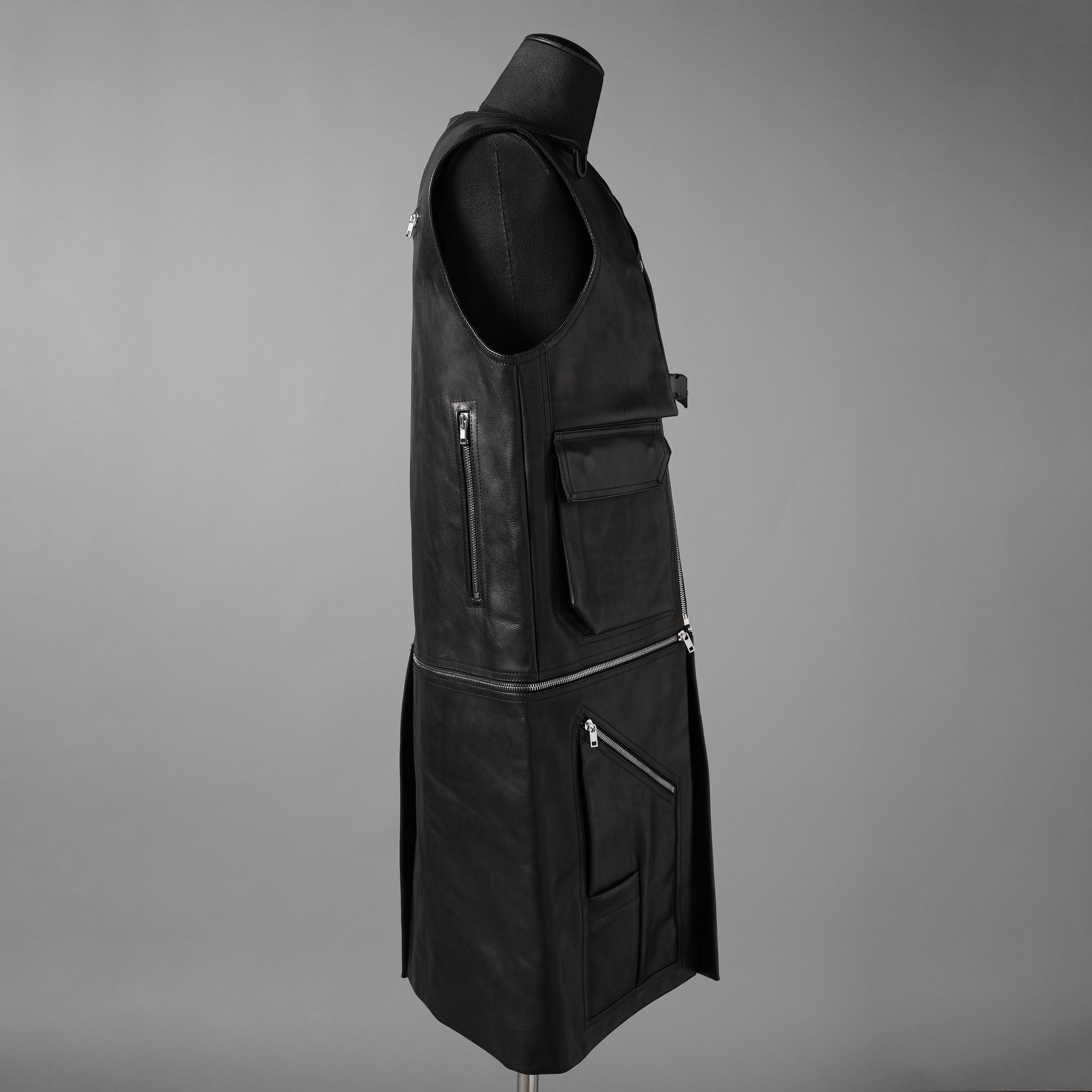 RICK OWENS リックオウエンス / 24AW 美品 Porterville Utility Leather Vest カーフレザー ベスト/ RR02D6911 LOO / size 46 (BLACK)