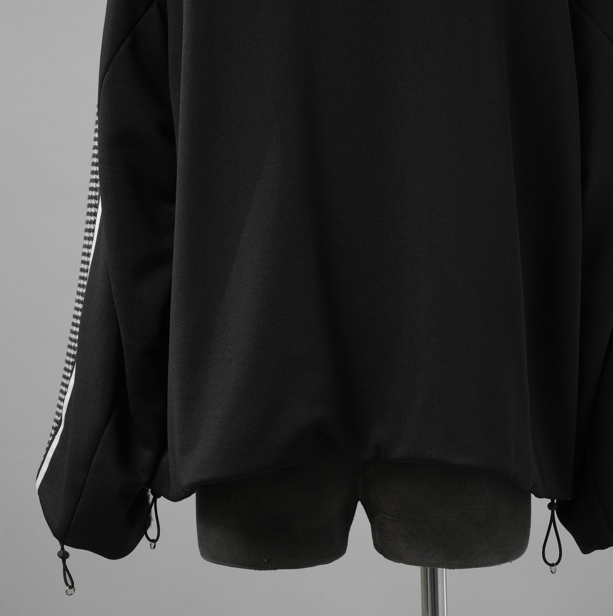 bajra バジュラ / 美品 23AW ハウンドトゥース 千鳥格子 ハイネック・ショートコート ブルゾン / 153uj02 / size 3 (BLACK) 352021-in-ue