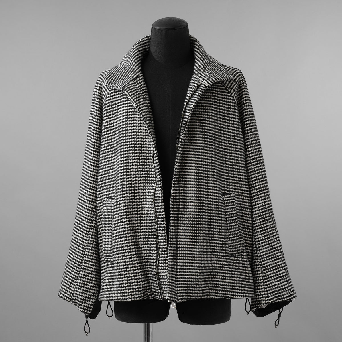 bajra バジュラ / 美品 23AW ハウンドトゥース 千鳥格子 ハイネック・ショートコート ブルゾン / 153uj02 / size 3 (BLACK) 352021-in-ue