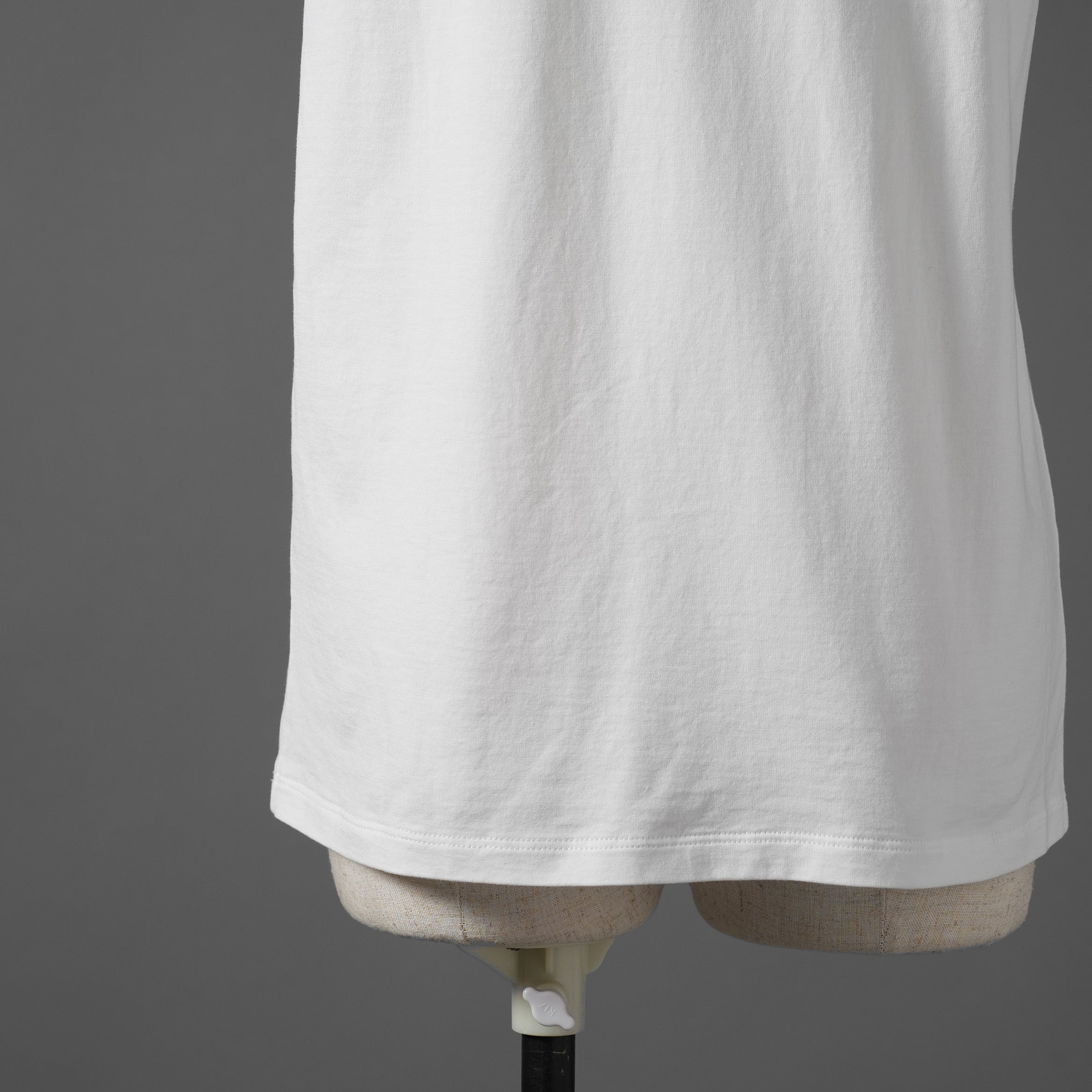 CELINE セリーヌ / 美品 21SS ゴールドロゴ エンブロイダリー 半袖Tシャツ / 2X351501F / size M (WHITE) レディース