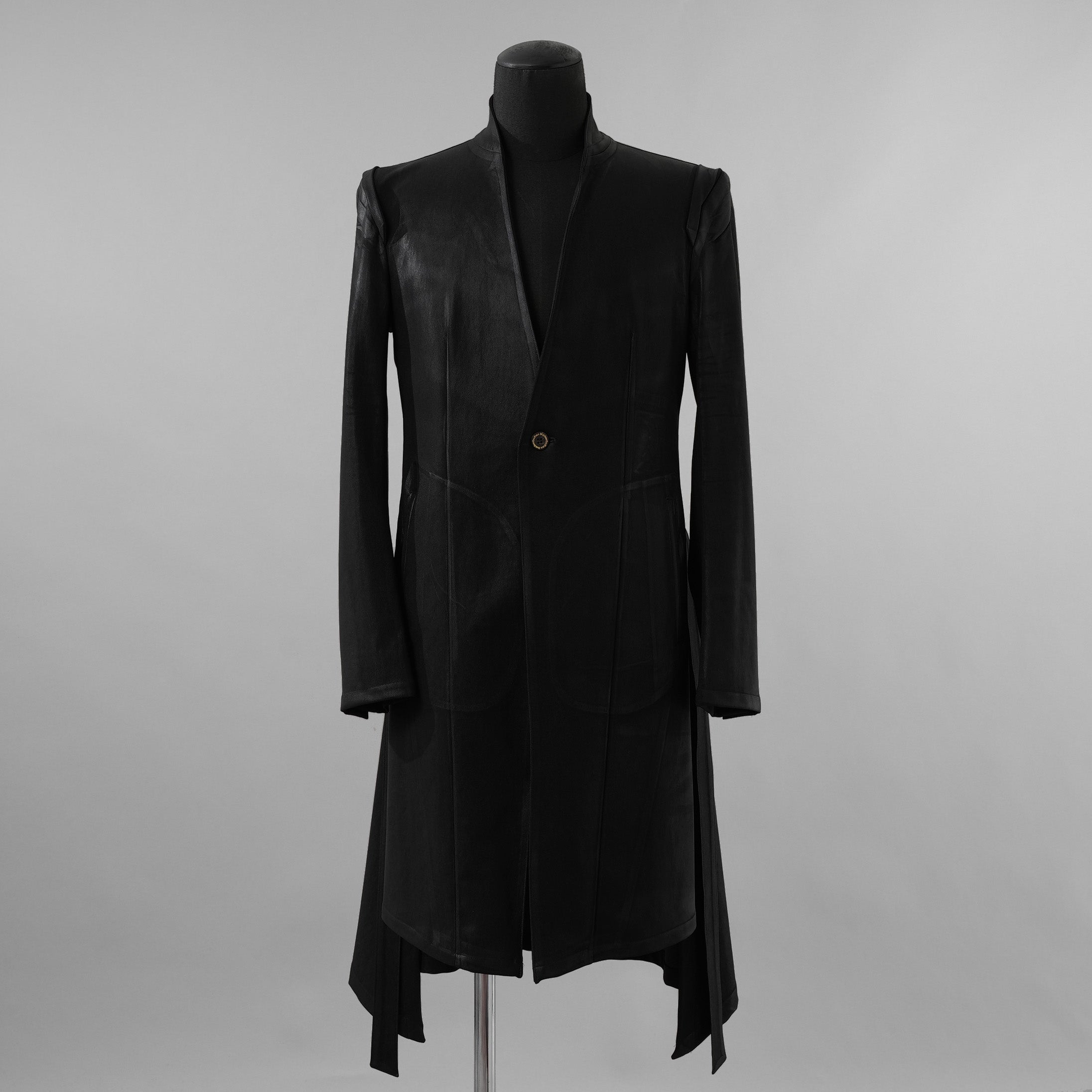 新品 kiryuyrik キリュウキリュウ / 23AW BLACK HONEY CHILI COOKIE コラボ Collarless Flare Jacket ノーカラーフレア ジャケット コート / BHCC-HJ15-007 / size M (BLACK)  123006-alm
