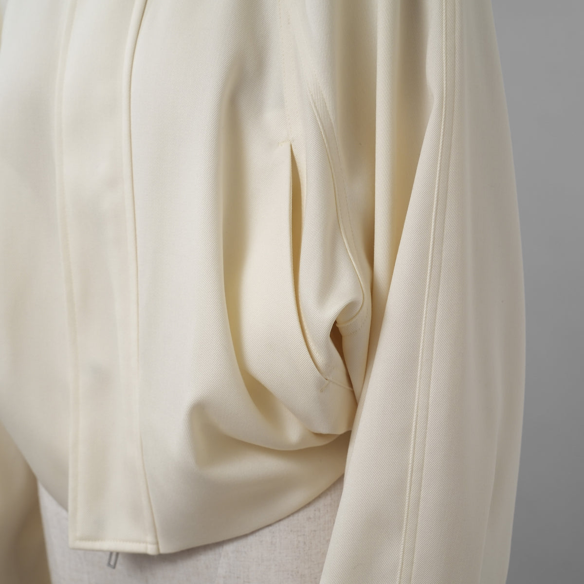 KANAKO SAKAI カナコ サカイ / 美品 24SS ウールボンバー ジャケット アウター / KS2401014 / size 36 (IVORYWHITE) レディース 352025-izm