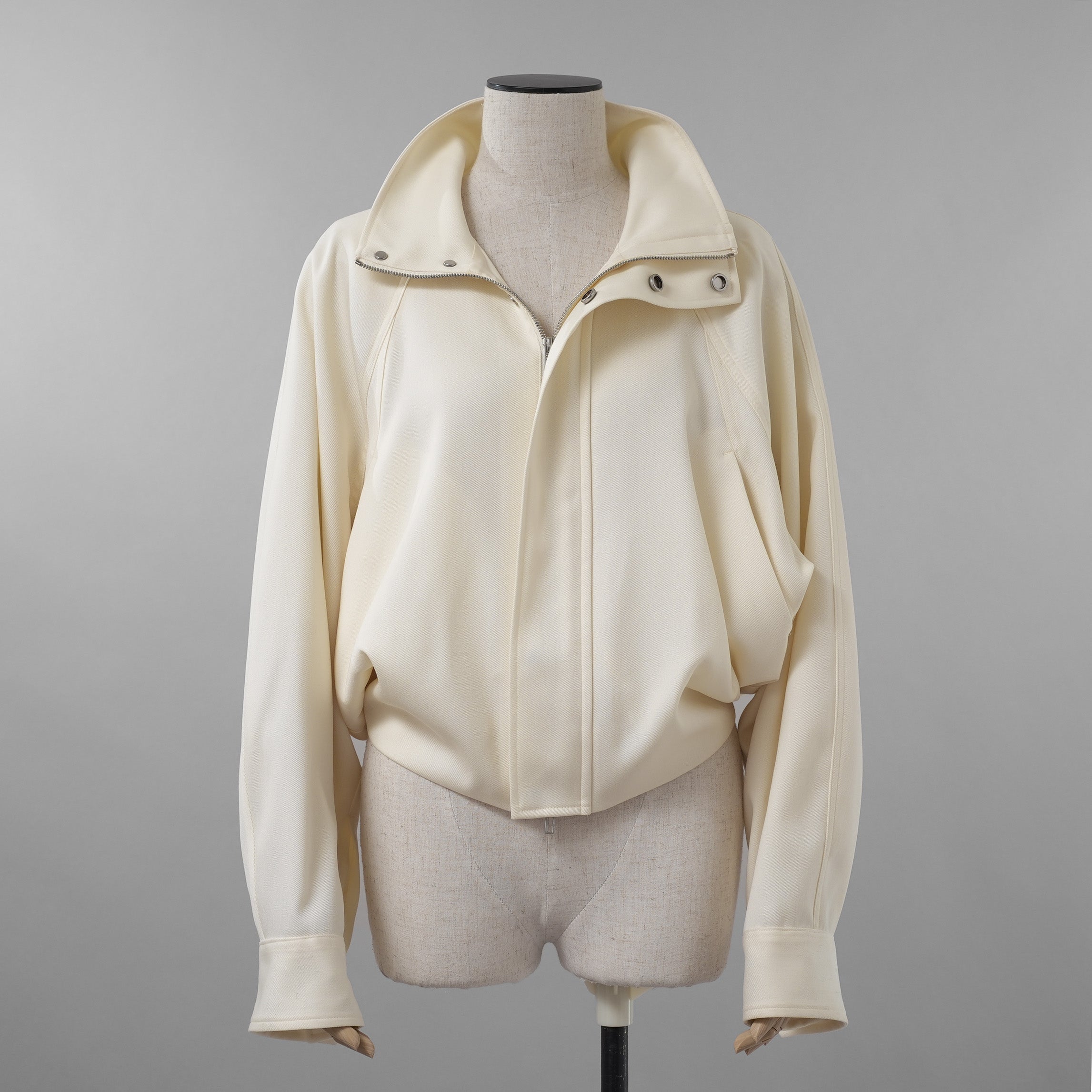 アウター – ALMA Clothing