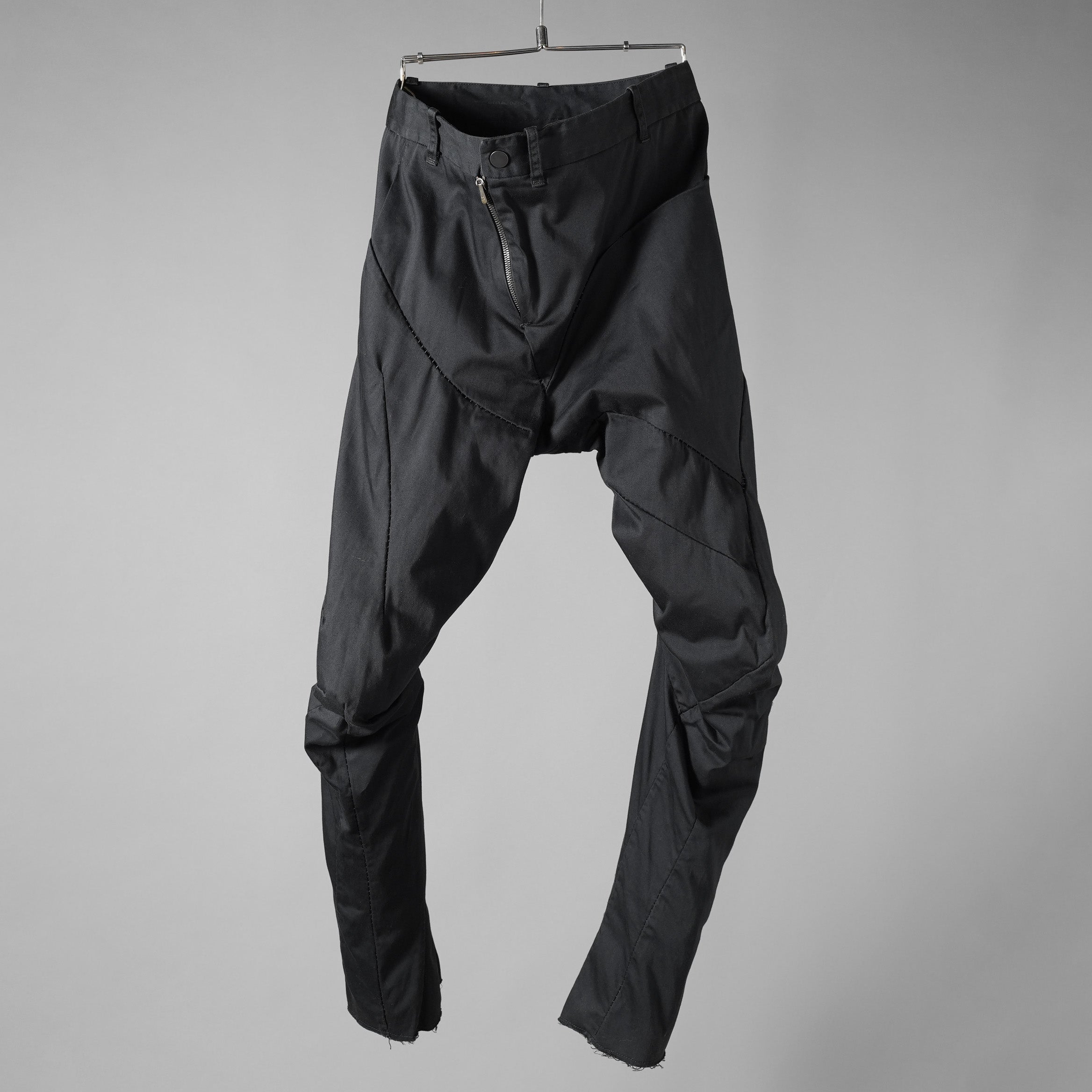LEON EMANUEL BLANCK レオン エマニュエル ブランク / Distortion Fitted Long Pants. パンツ / DIS-M-FLP-01. / size 46 (BLACK)