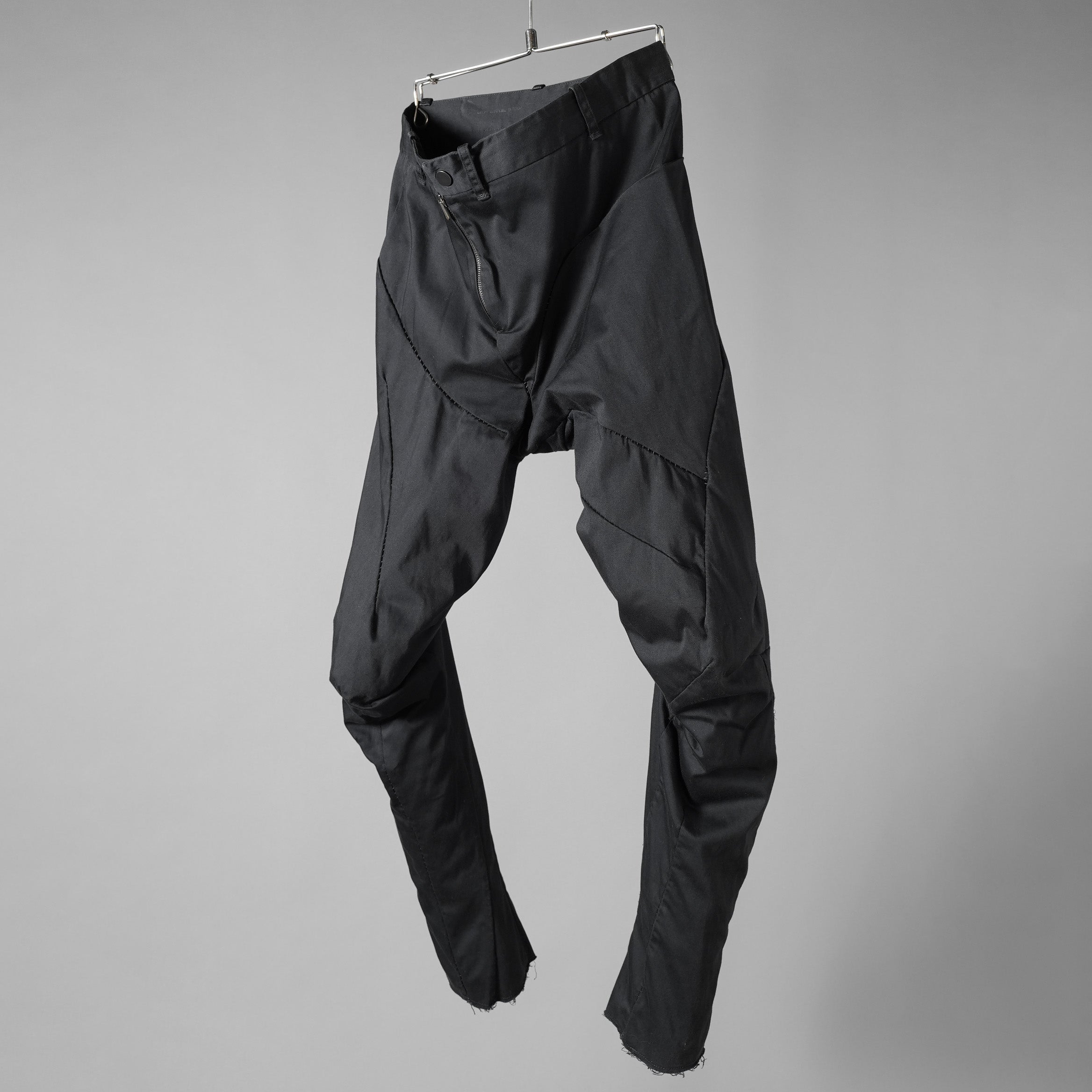 LEON EMANUEL BLANCK レオン エマニュエル ブランク / Distortion Fitted Long Pants. パンツ / DIS-M-FLP-01. / size 46 (BLACK)