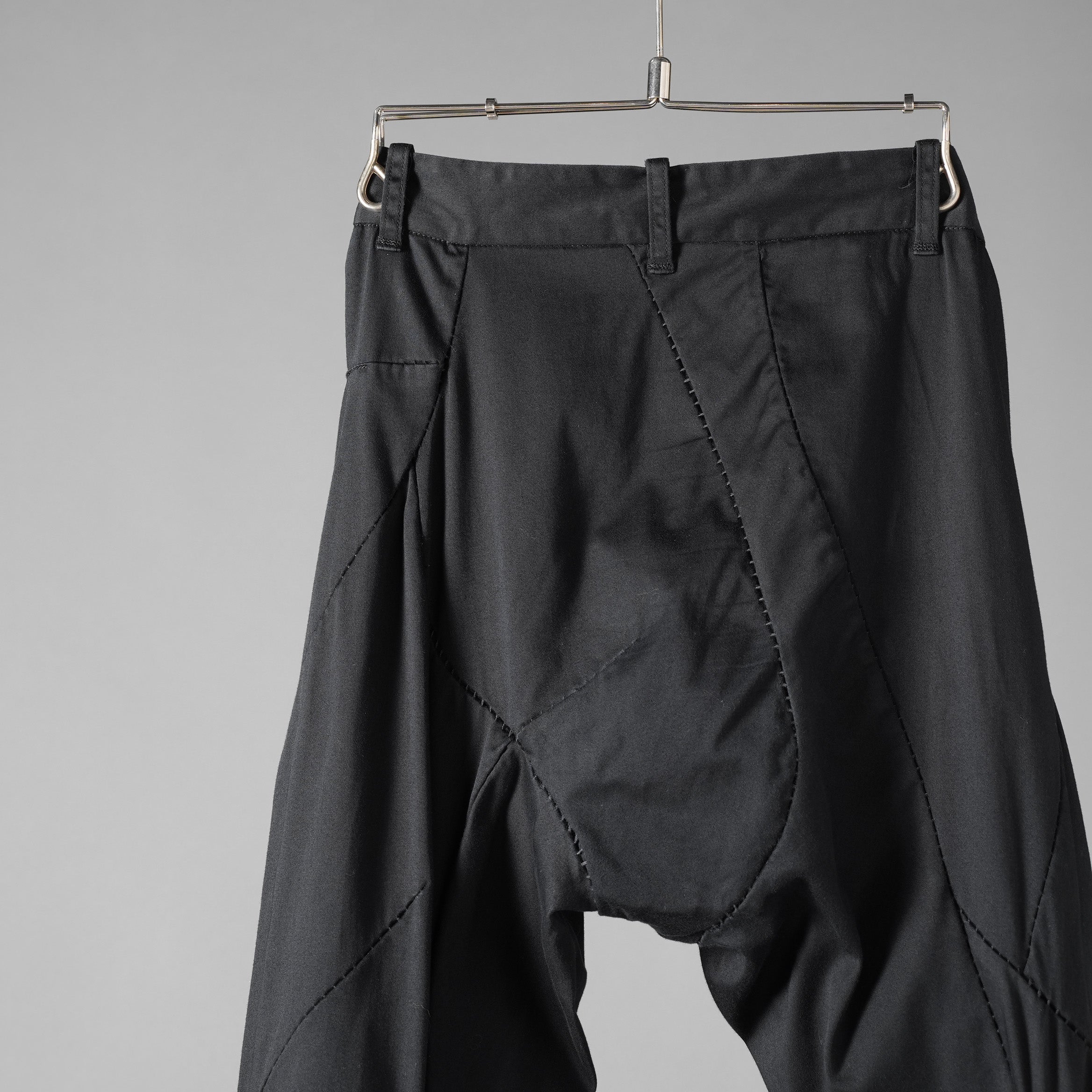 LEON EMANUEL BLANCK レオン エマニュエル ブランク / Distortion Fitted Long Pants. パンツ / DIS-M-FLP-01. / size 46 (BLACK)
