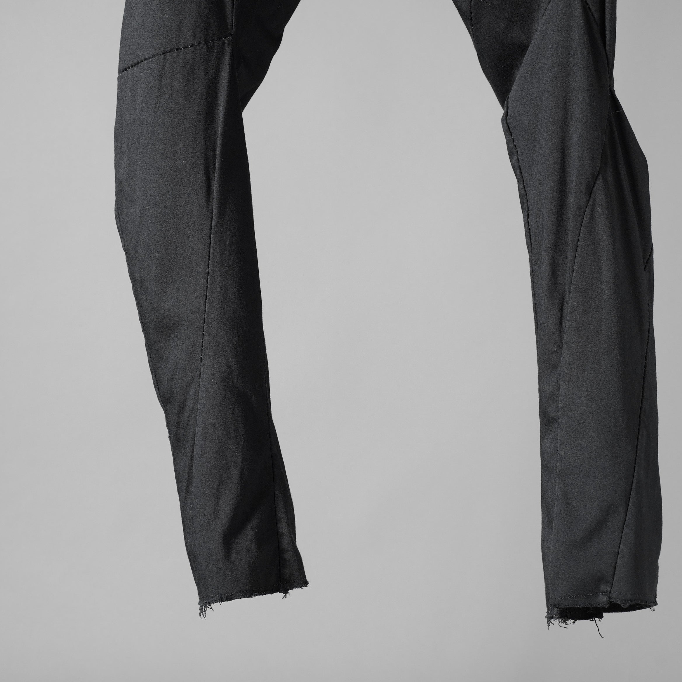 LEON EMANUEL BLANCK レオン エマニュエル ブランク / Distortion Fitted Long Pants. パンツ / DIS-M-FLP-01. / size 46 (BLACK)
