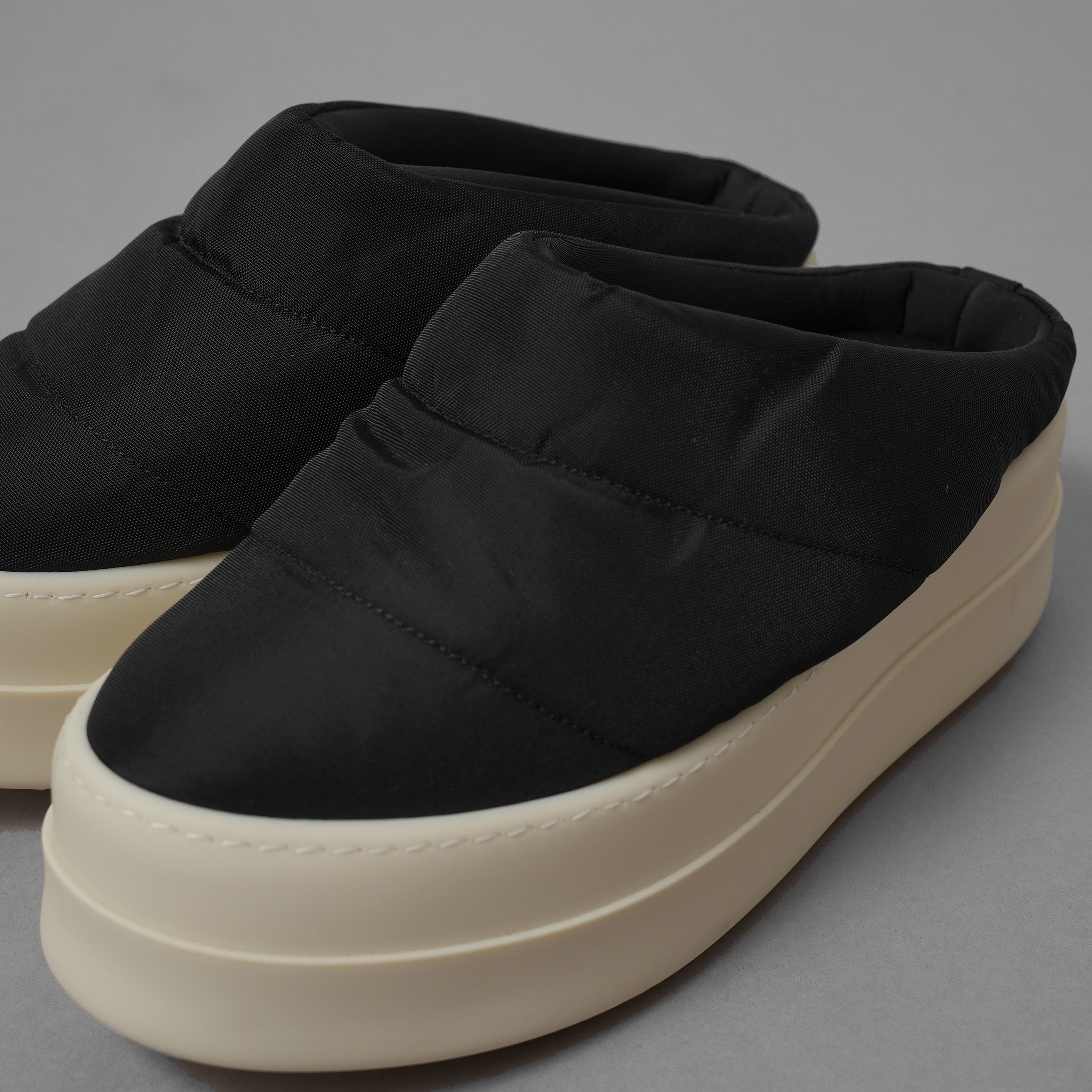 Rick Owens DRKSHDW ダークシャドウ / 美品 24AW Concordians Mega Bumper Slip On Lunar スリッポン シューズ / 76654 / size 40 (BLACK) 3520027-in-ue