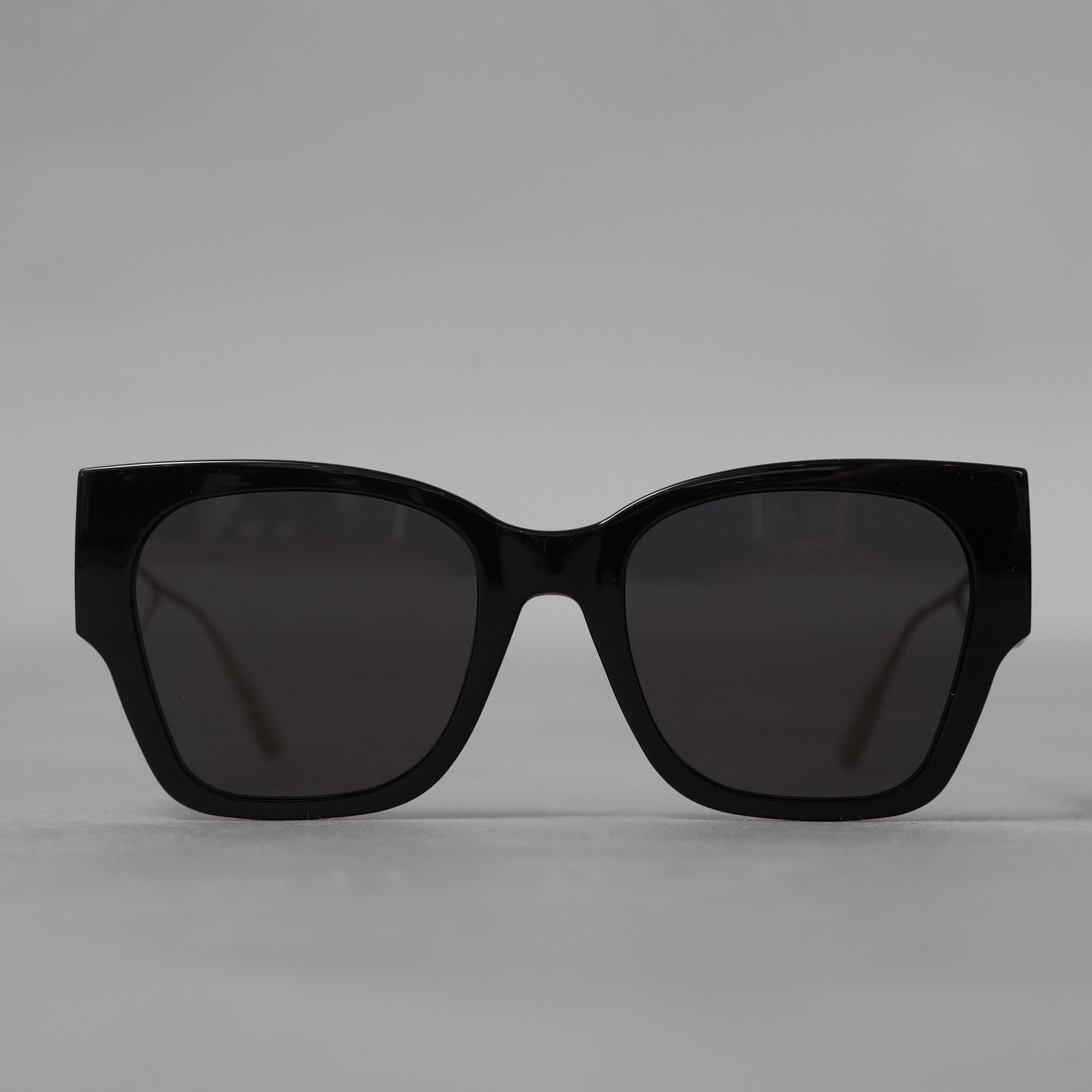 Christian Dior クリスチャンディオール / 美品 30Montaigne 30 モンテーニュ 8072K サングラス アクセサリー /  BLACK 352022-izm