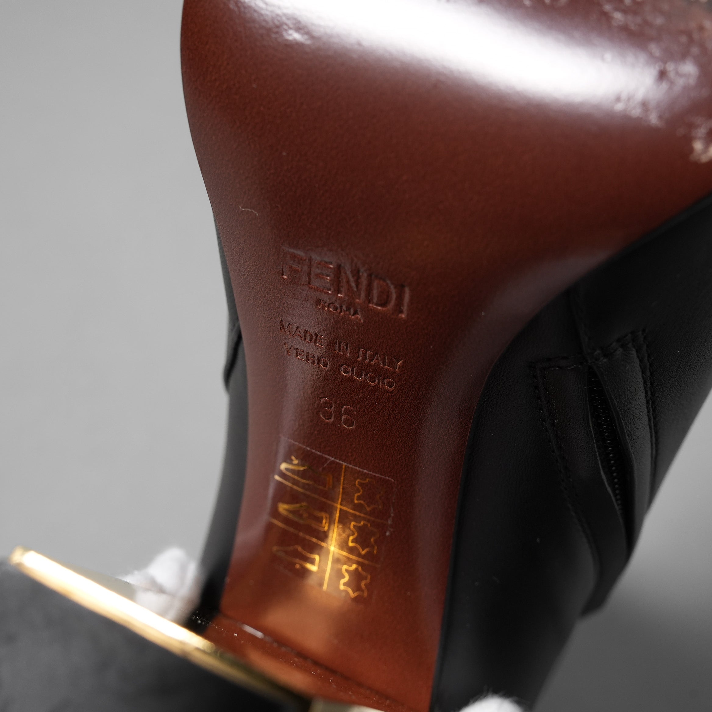 FENDI フェンディ / 23AW Delfina Ankle Boots デルフィナ アンクル ブーツ / size 36 (BLACK×GOLD) レディース シューズ