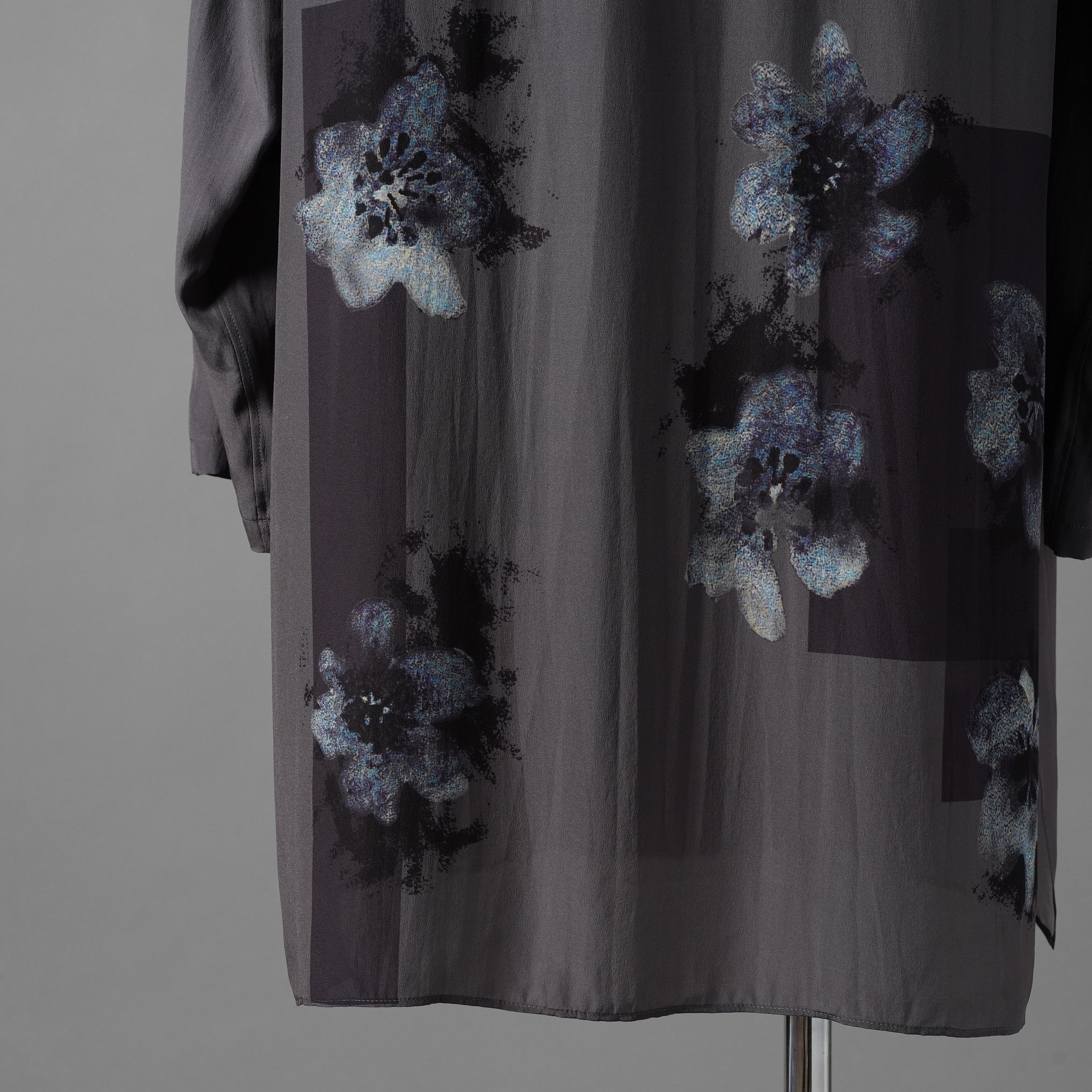 Yohji Yamamoto POUR HOMME ヨウジヤマモト プールオム / 25SS SMALL FLOWERS 3COLLAR SHIRT / ロング丈 長袖シャツ / HP-B59-452 / size 2 (BLACK)