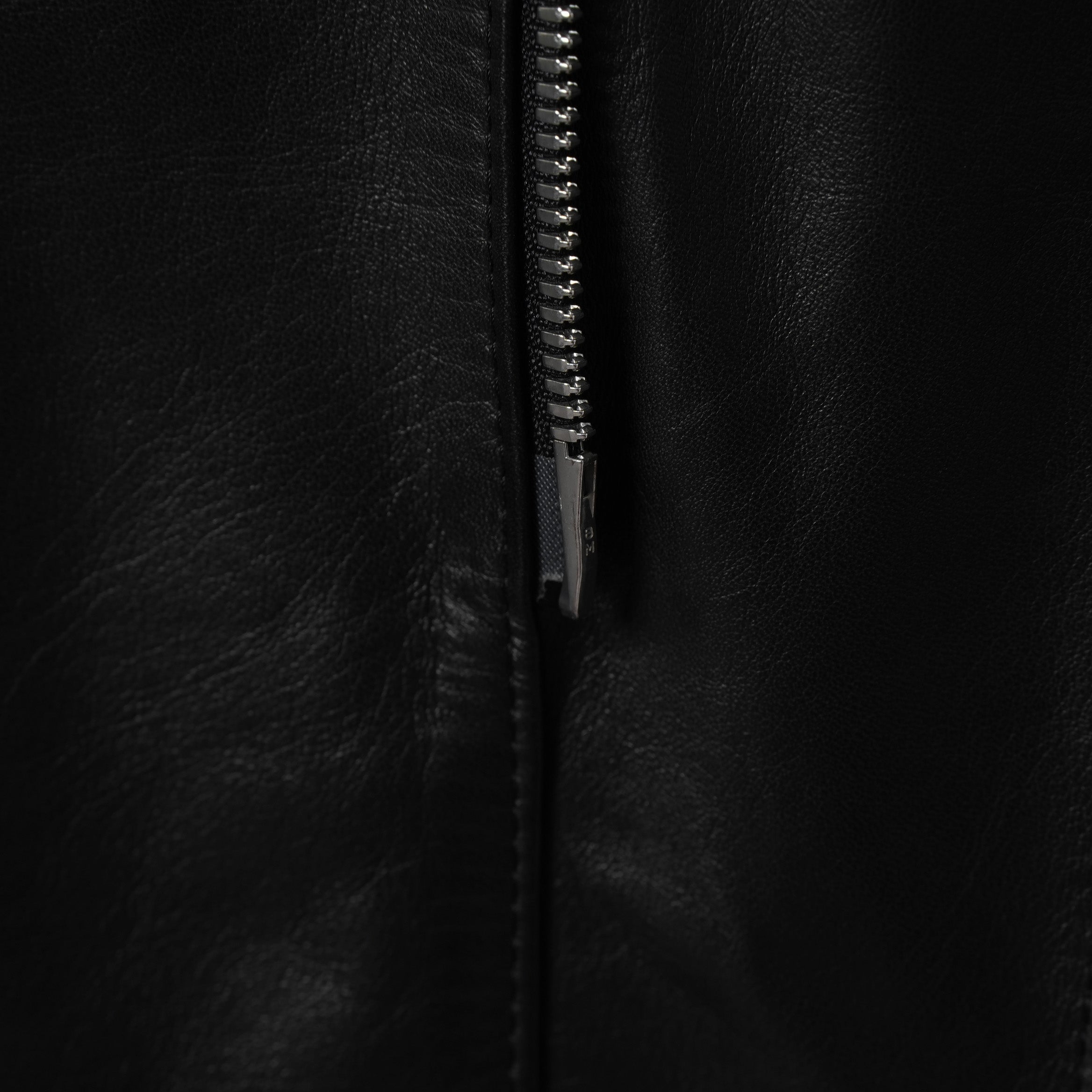 未使用 ISAMU KATAYAMA BACKLASH イサムカタヤマ バックラッシュ / 23AW MONOCHROME LUXURY STEER 0.6mm HOODED COAT フーデッドレザー コート アウター / 2078-03 / size M (BLACK) 352053-in-ue