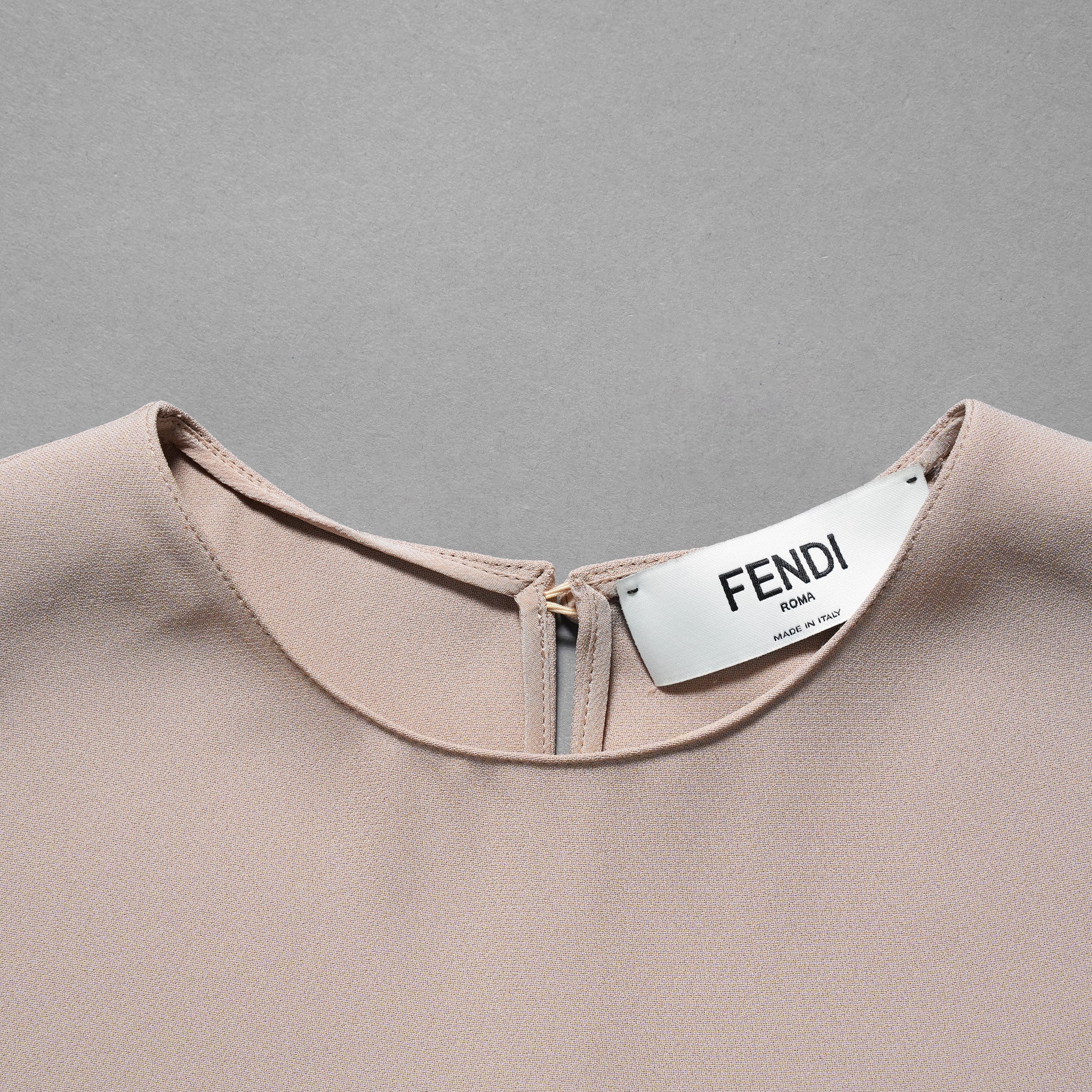 FENDI フェンディ / 22SS ノースリーブトップス ラップナロースカート セットアップ / ノースリーブ FS7886 AJXQ / スカート FQ7250 AJXQ / size 40 (PINK BEIGE) レディース ドレス