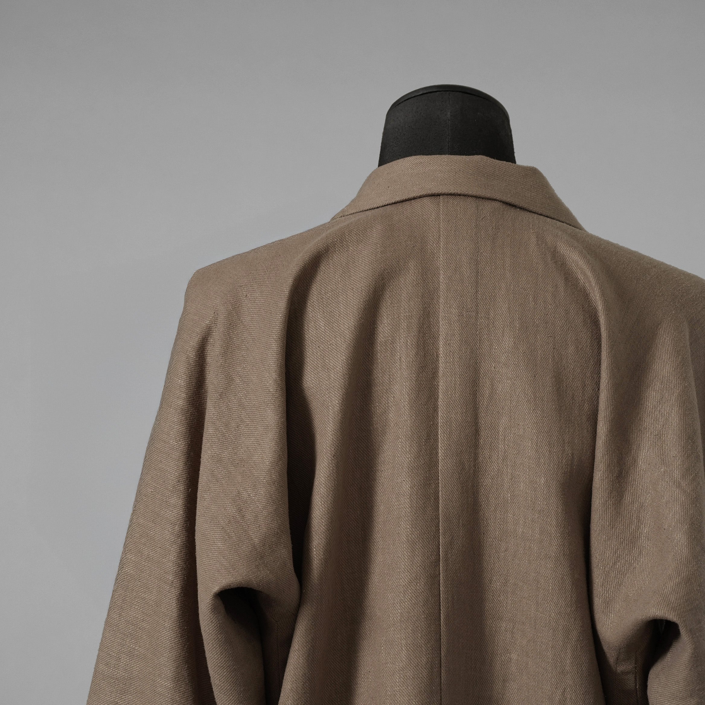 JAN-JAN VAN ESSCHE ヤンヤンヴァンエシュ / 美品 23SS JACKET#50 OVERSIZED BLAZER WITH INSEAM POCKETS AND BACK SPLIT / テーラード ジャケット/ size S (CEMENT GRAY) BEIGE系