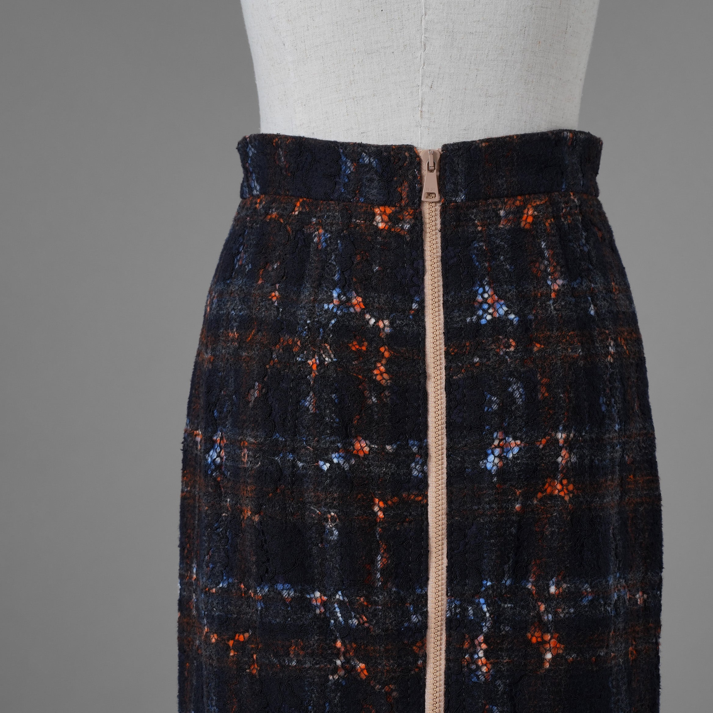 N°21 ヌメロヴェントゥーノ / 美品 21AW ペンシルスカート タイト スカート / 21A-C012-1006 / size 40 (NAVY) レディース 352029-izm