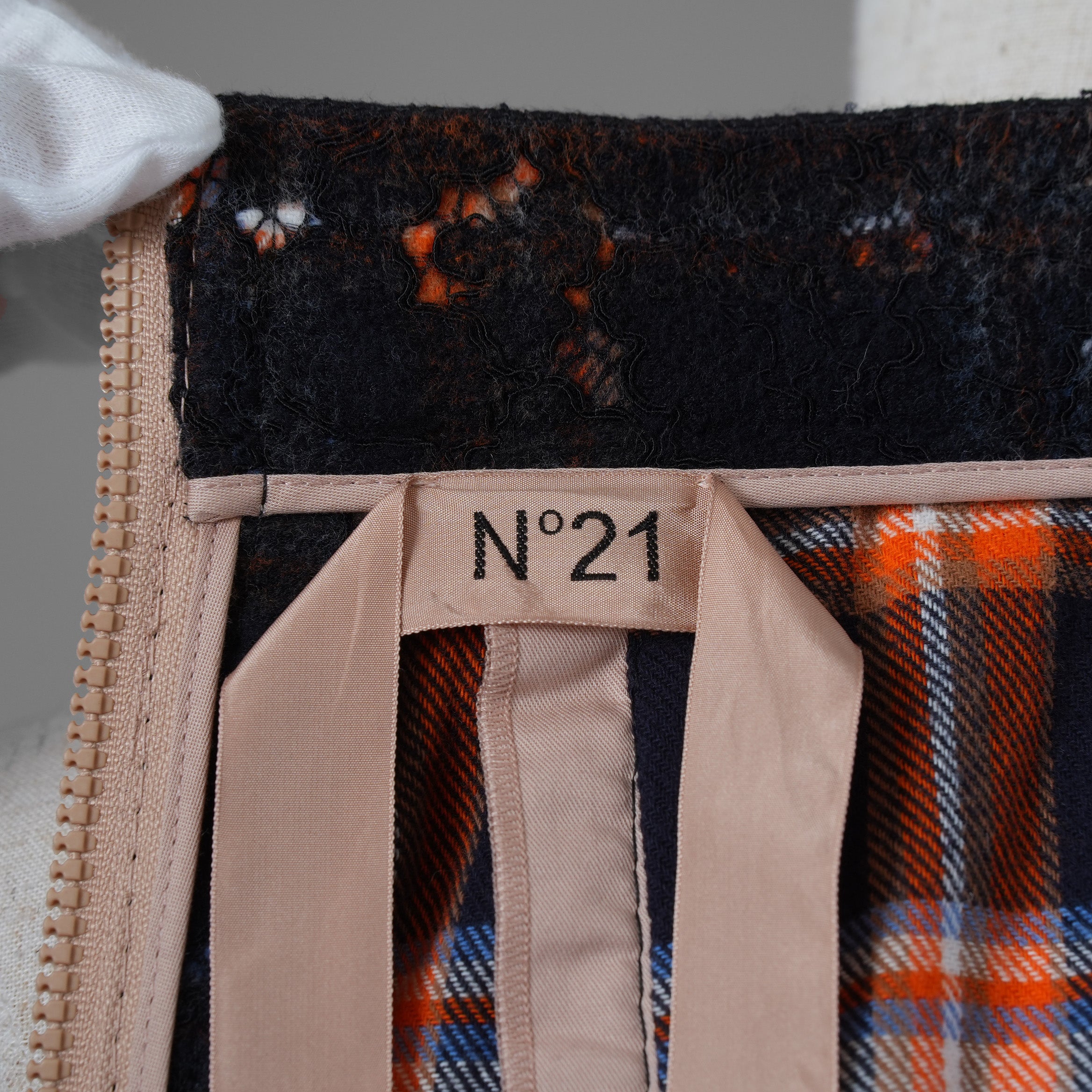 N°21 ヌメロヴェントゥーノ / 美品 21AW ペンシルスカート タイト スカート / 21A-C012-1006 / size 40 (NAVY) レディース 352029-izm