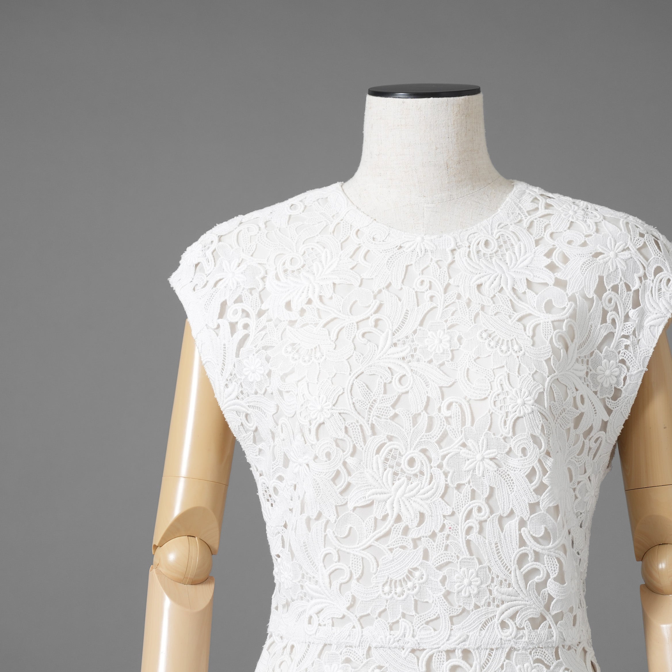 VALENTINO ヴァレンティノ/ 21SS 美品 総刺繍レース ワンピース ドレス / VB0VAVU33QG / size 38 (WHITE) レディース