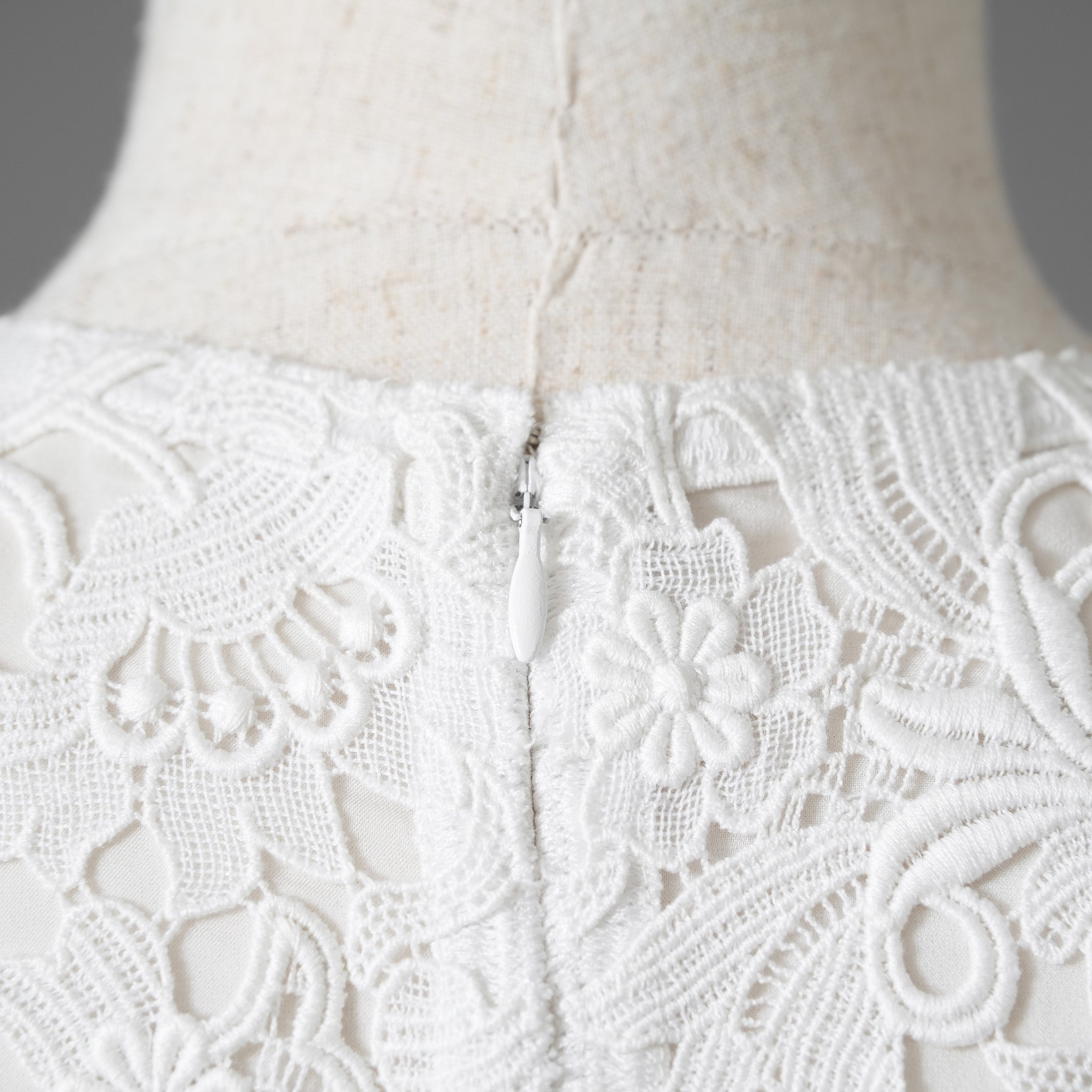 VALENTINO ヴァレンティノ/ 21SS 美品 総刺繍レース ワンピース ドレス / VB0VAVU33QG / size 38 (WHITE) レディース