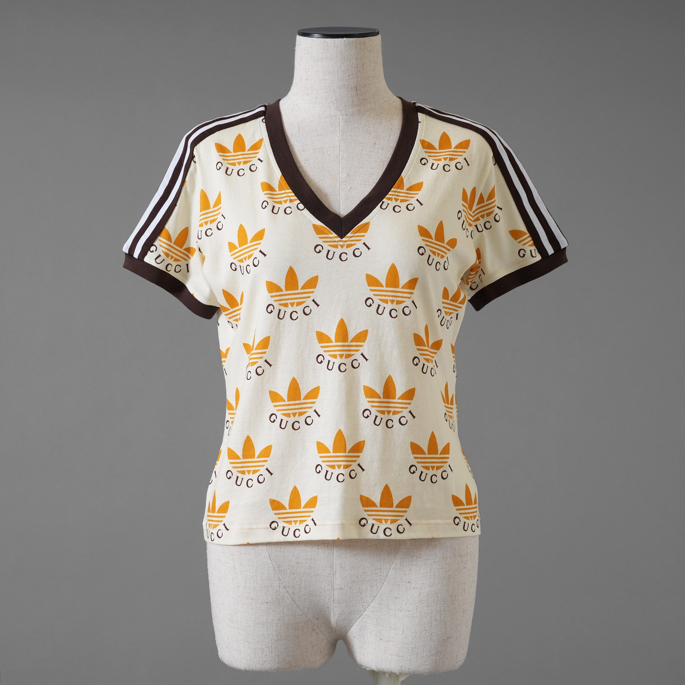 未使用 GUCCI x adidas / 22SS トレフォイルプリント 半袖Tシャツ/ 693539 / size XS (IVORY)