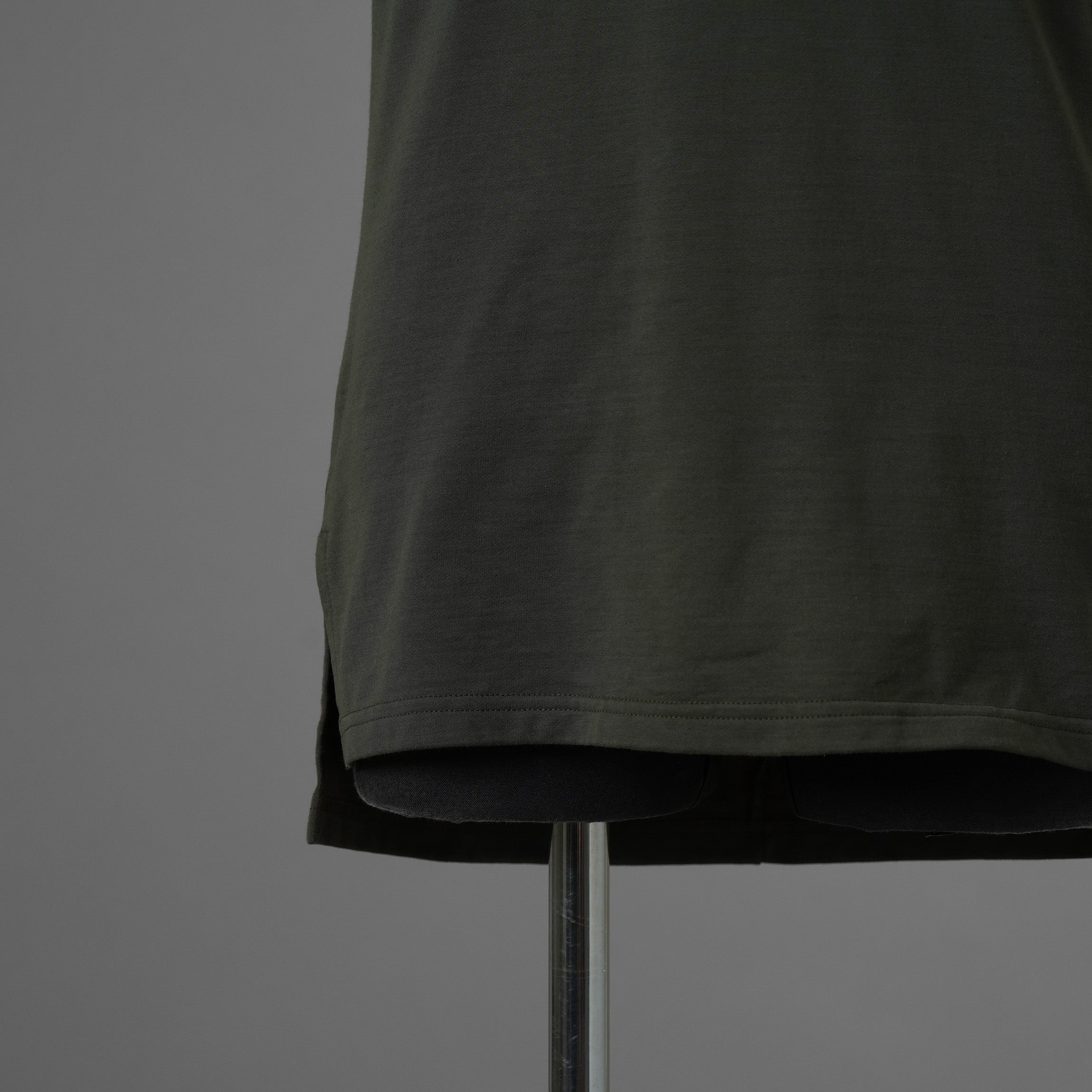 N/07 エヌゼロナナ / 美品 18AW Neck Follow Jersey Tops CORDURA® Fabric 半袖Tシャツ / size 46 (KHAKI) 352037-ymu