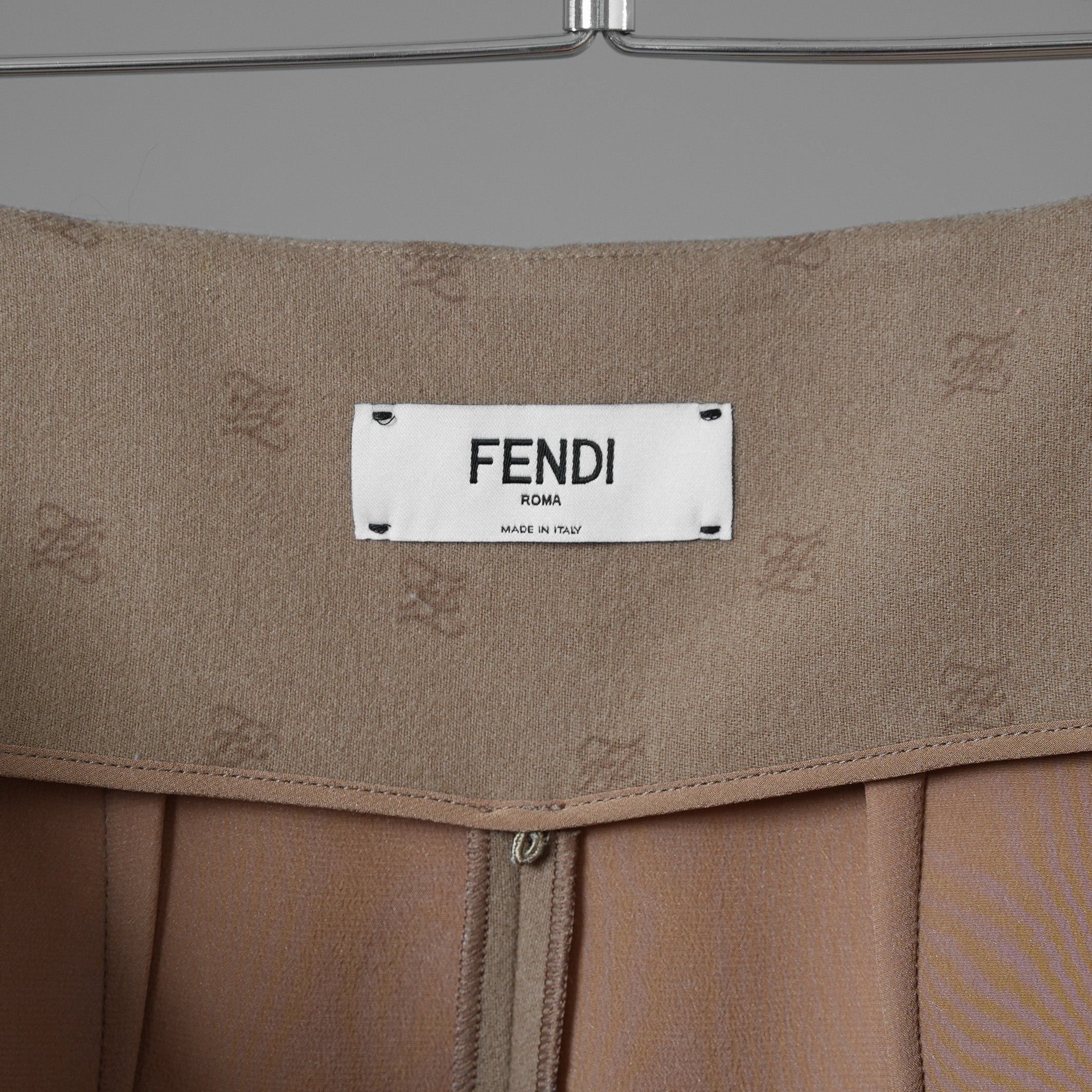 FENDI フェンディ / 21AW カリグラフィ ウール＆カシミヤ混 ショート パンツ / FR6336 AHL4 / size 42 (BEIGE) 352040-izm
