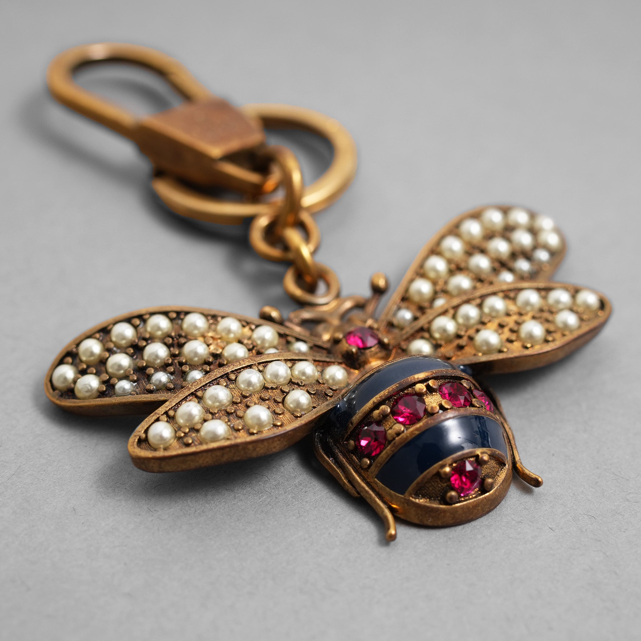 GUCCI グッチ / 美品 2017年 BEE ビジューキーリング チャーム margaret Bee / GOLD