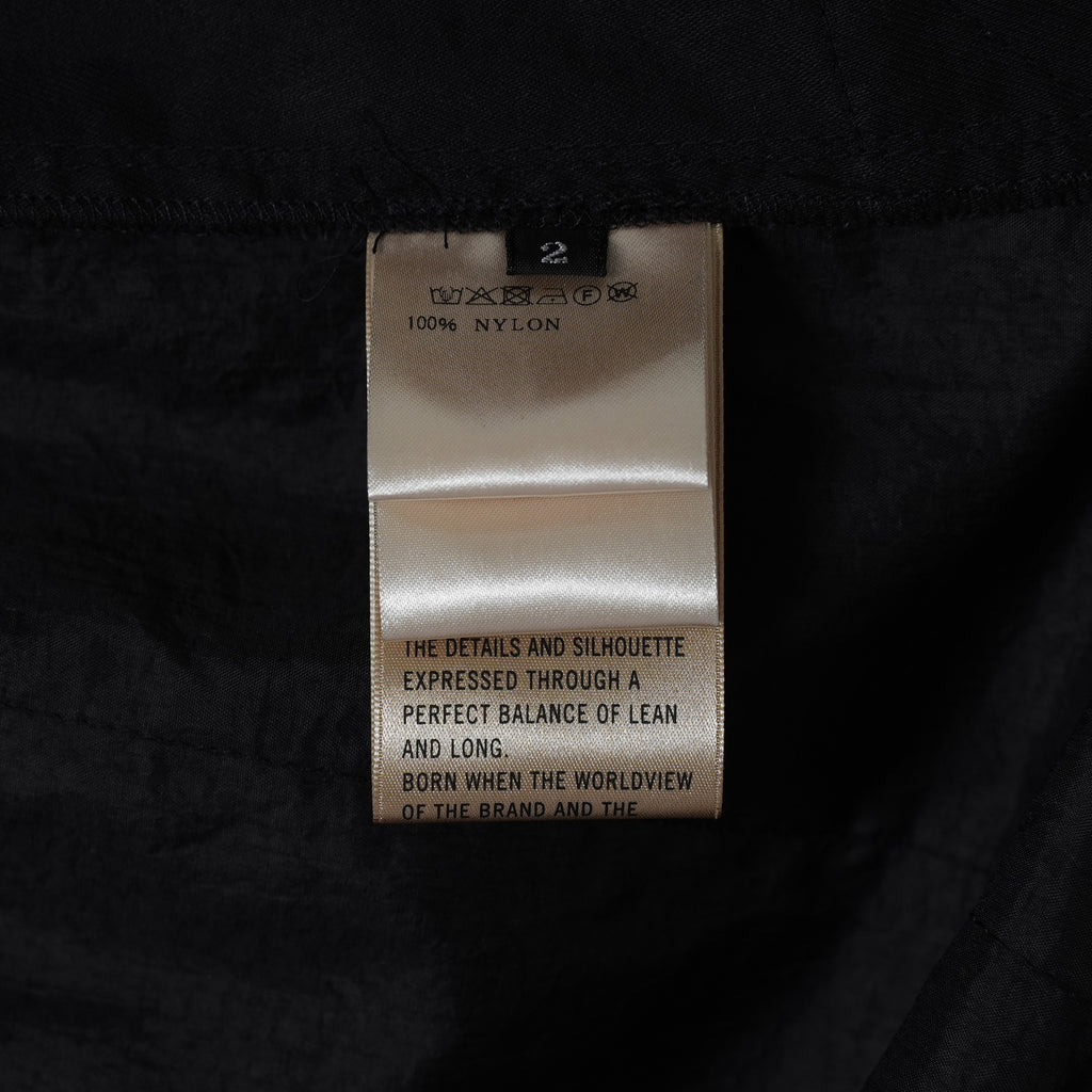 A.F ARTEFACT エーエフアーティファクト / 美品 25SS AIRY CRINKLE NYLON ZIP CARGO SHORTS エアリー クリンクル ナイロン ジップ カーゴ ショーツ パンツ / ag-13053-1 / size 2 (BLACK) 352047-uen