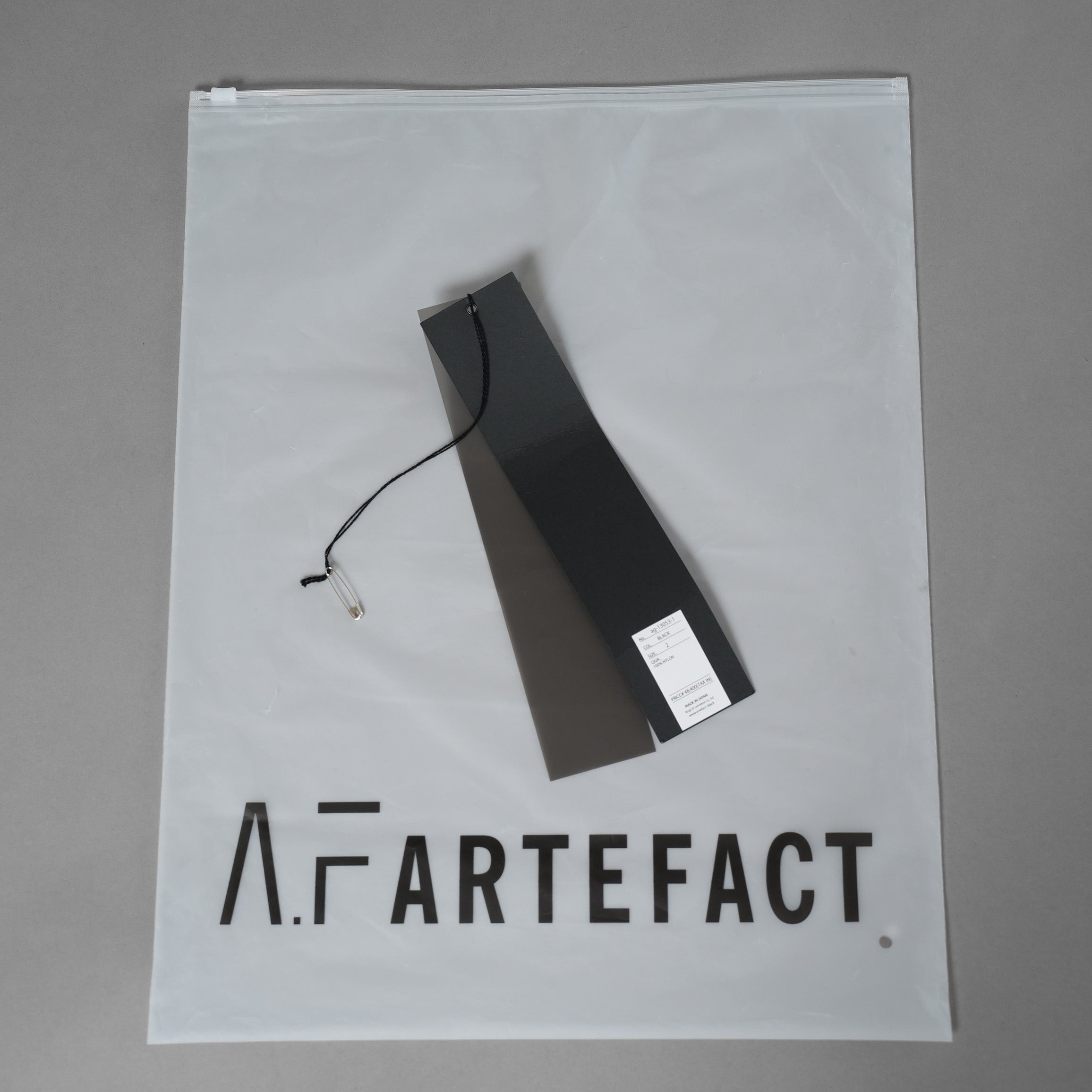 A.F ARTEFACT エーエフアーティファクト / 美品 25SS AIRY CRINKLE NYLON ZIP CARGO SHORTS エアリー クリンクル ナイロン ジップ カーゴ ショーツ パンツ / ag-13053-1 / size 2 (BLACK) 352047-uen