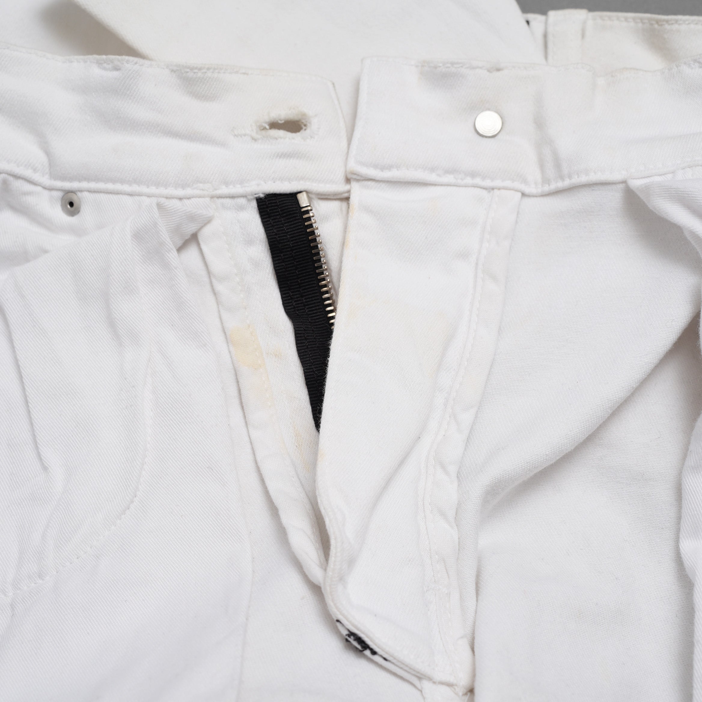 AMIRI アミリ / MX1 クラッシュ加工 スキニー パンツ / size 28 (WHITE)